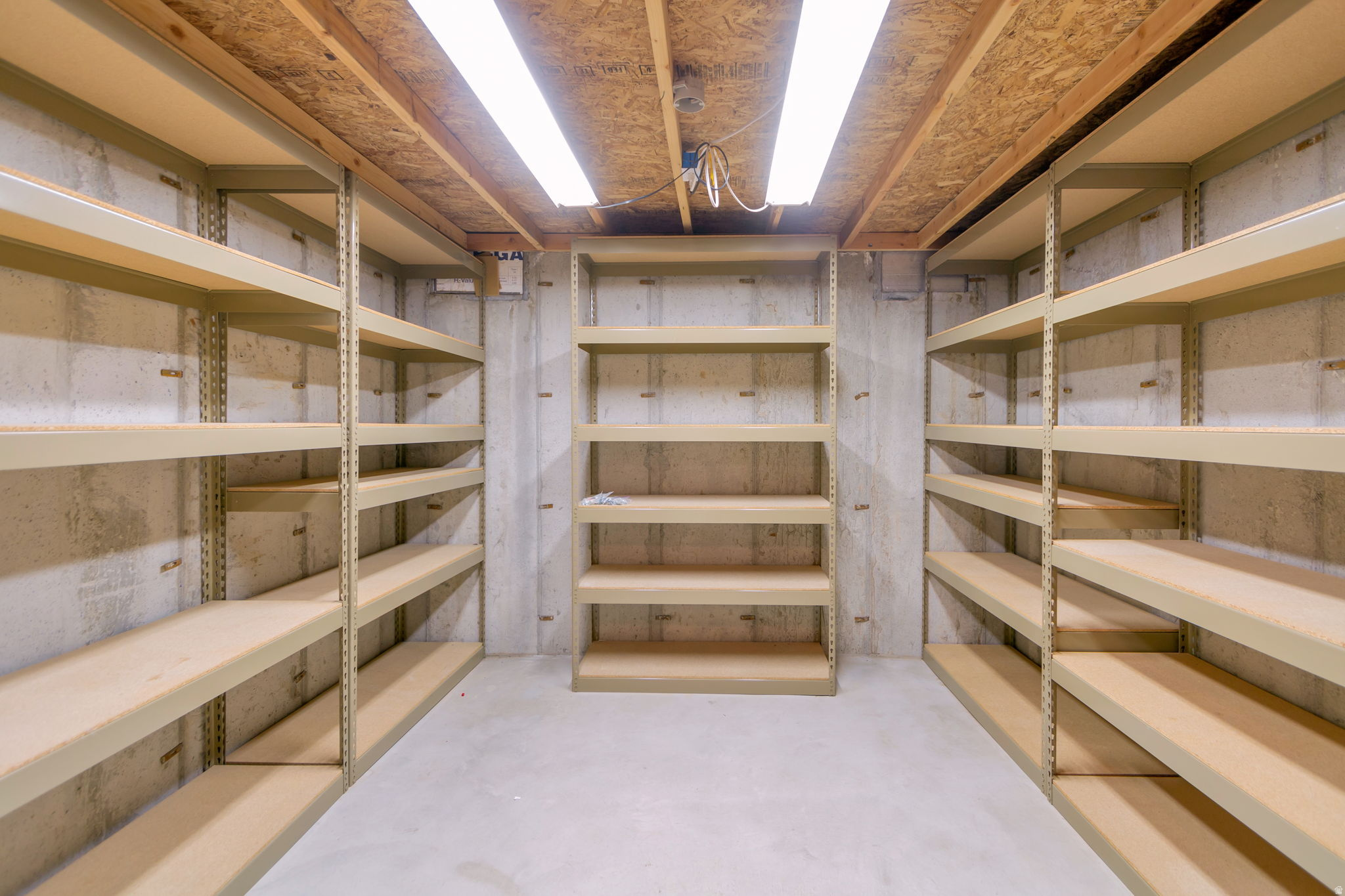 Hyde Park, Utah, 84318, United States, 4 Bedrooms Bedrooms, ,1 BathroomBathrooms,Residential,For Sale,2000142