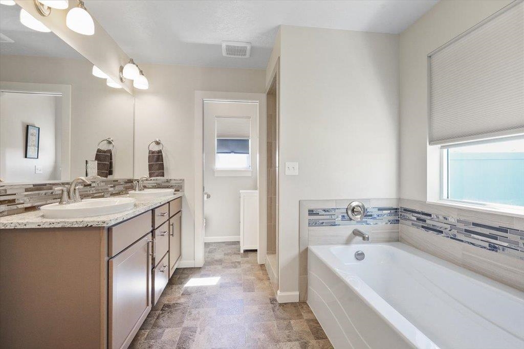 Spokane, Washington, 99217, United States, 3 Bedrooms Bedrooms, ,2 BathroomsBathrooms,Residential,For Sale,1955840