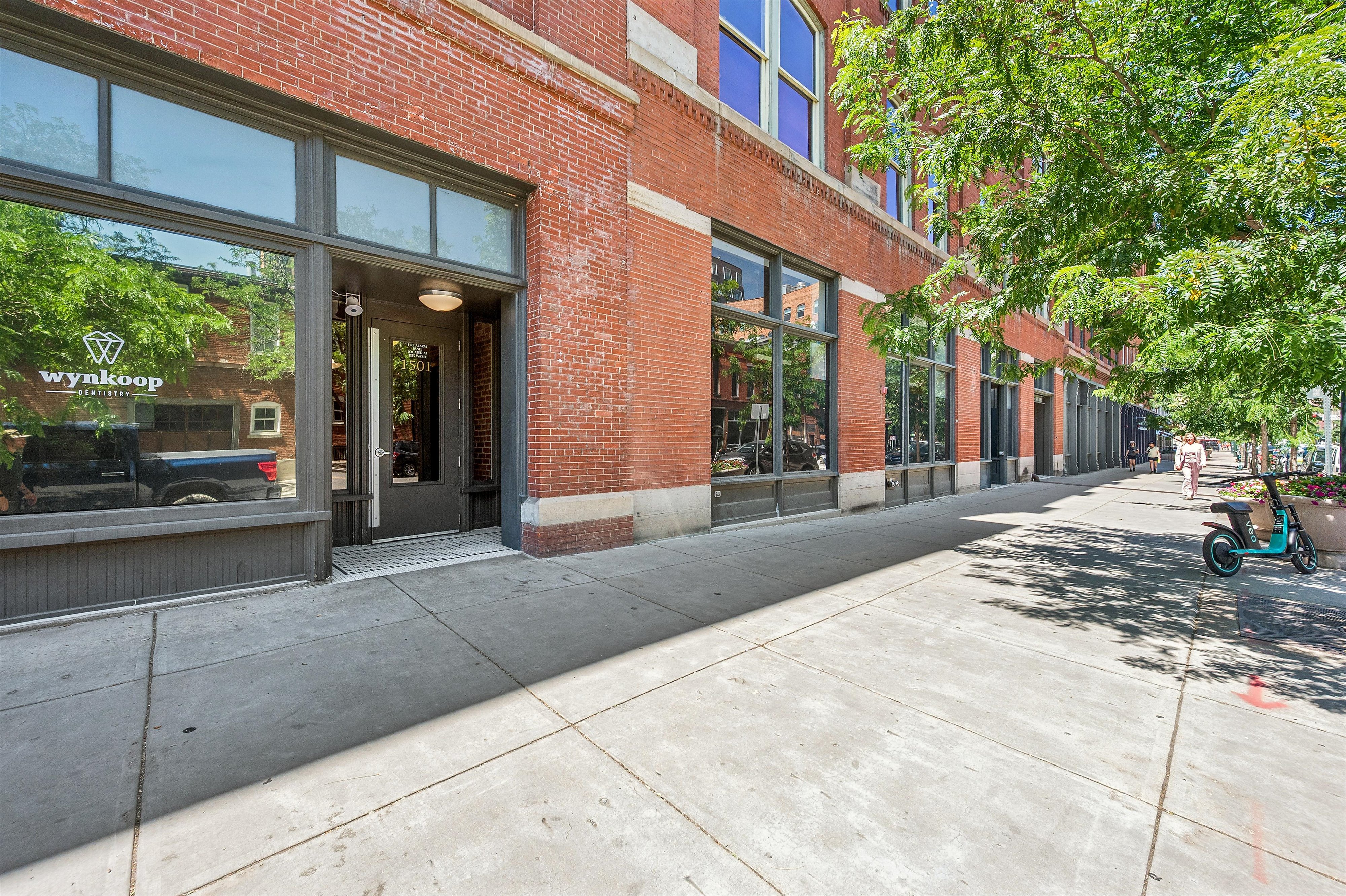  rare lodo loft gem – exposed brick, parking & walk to union  station - 物件實景