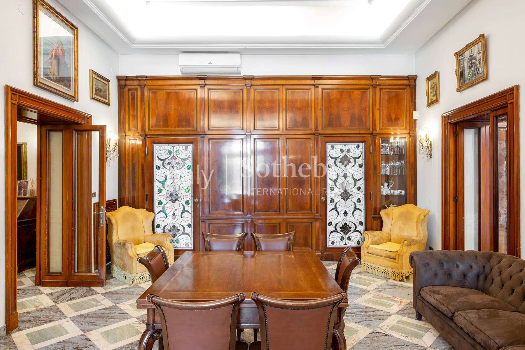  Monumental panoramic apartment in Chiaia - 物件實景