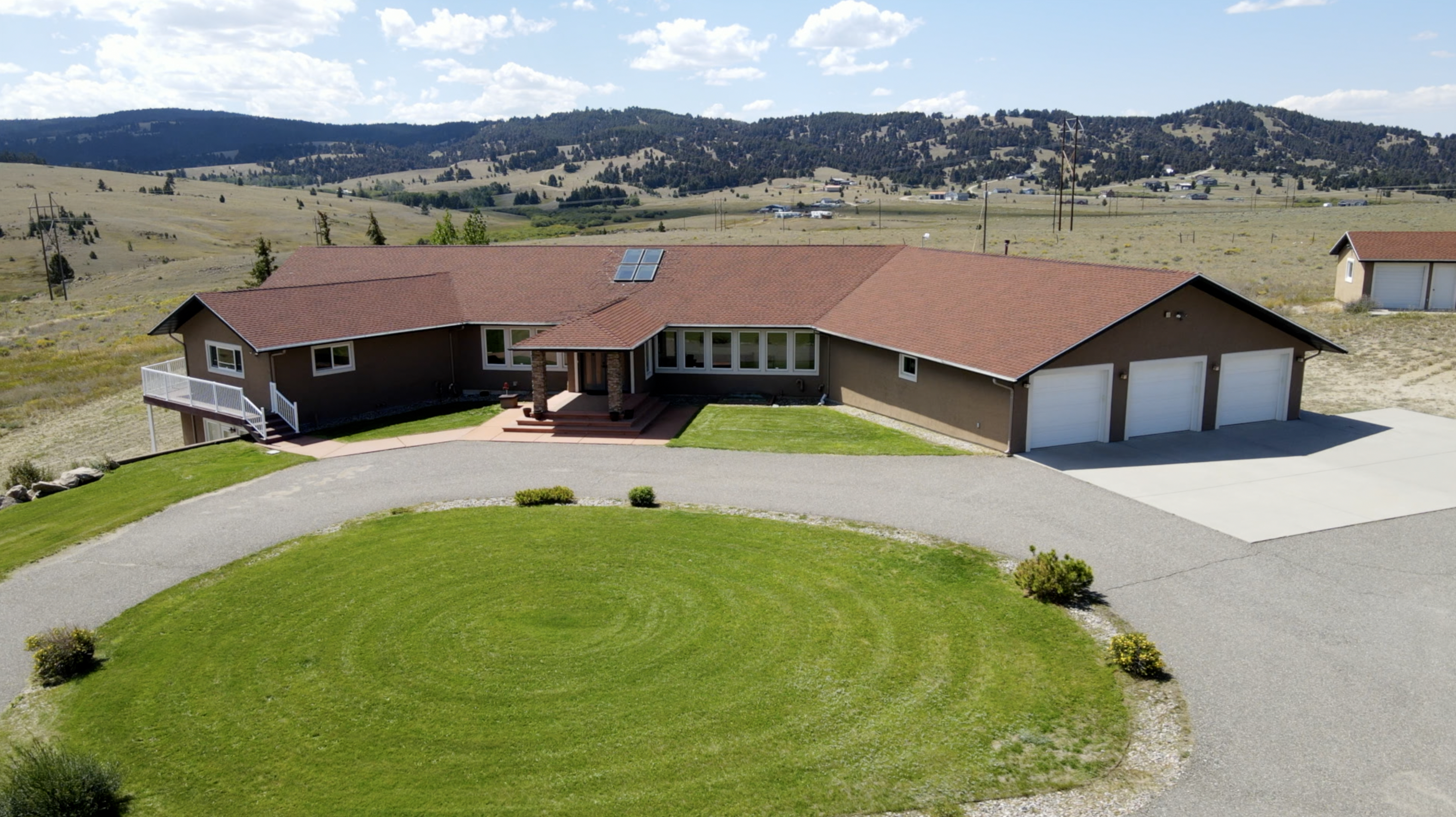 Butte, Montana, 59701, United States, 6 Bedrooms Bedrooms, ,6 BathroomsBathrooms,Residential,For Sale,1981460