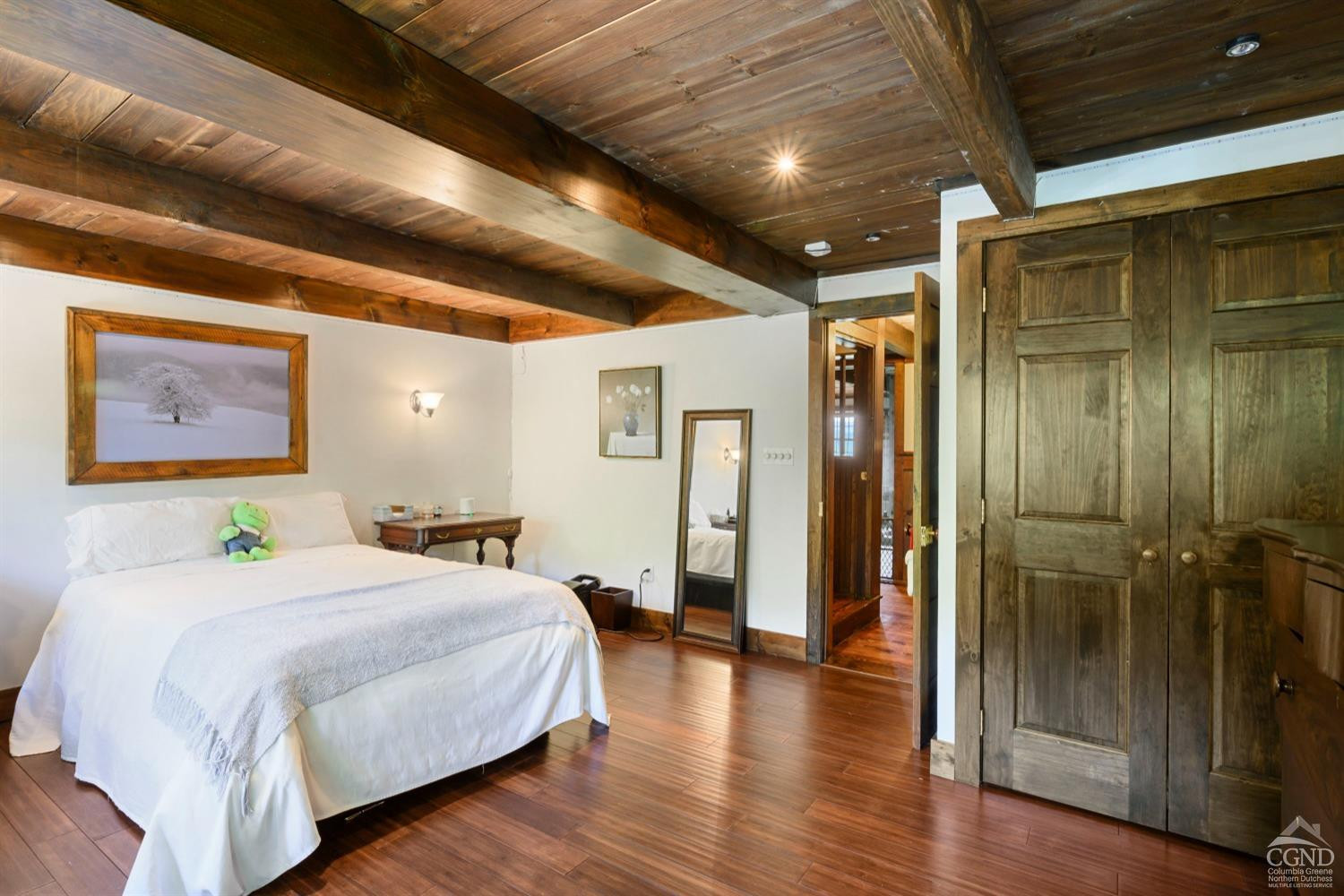 Tannersville, New York, 12485, United States, 6 Bedrooms Bedrooms, ,5 BathroomsBathrooms,Residential,For Sale,1947119