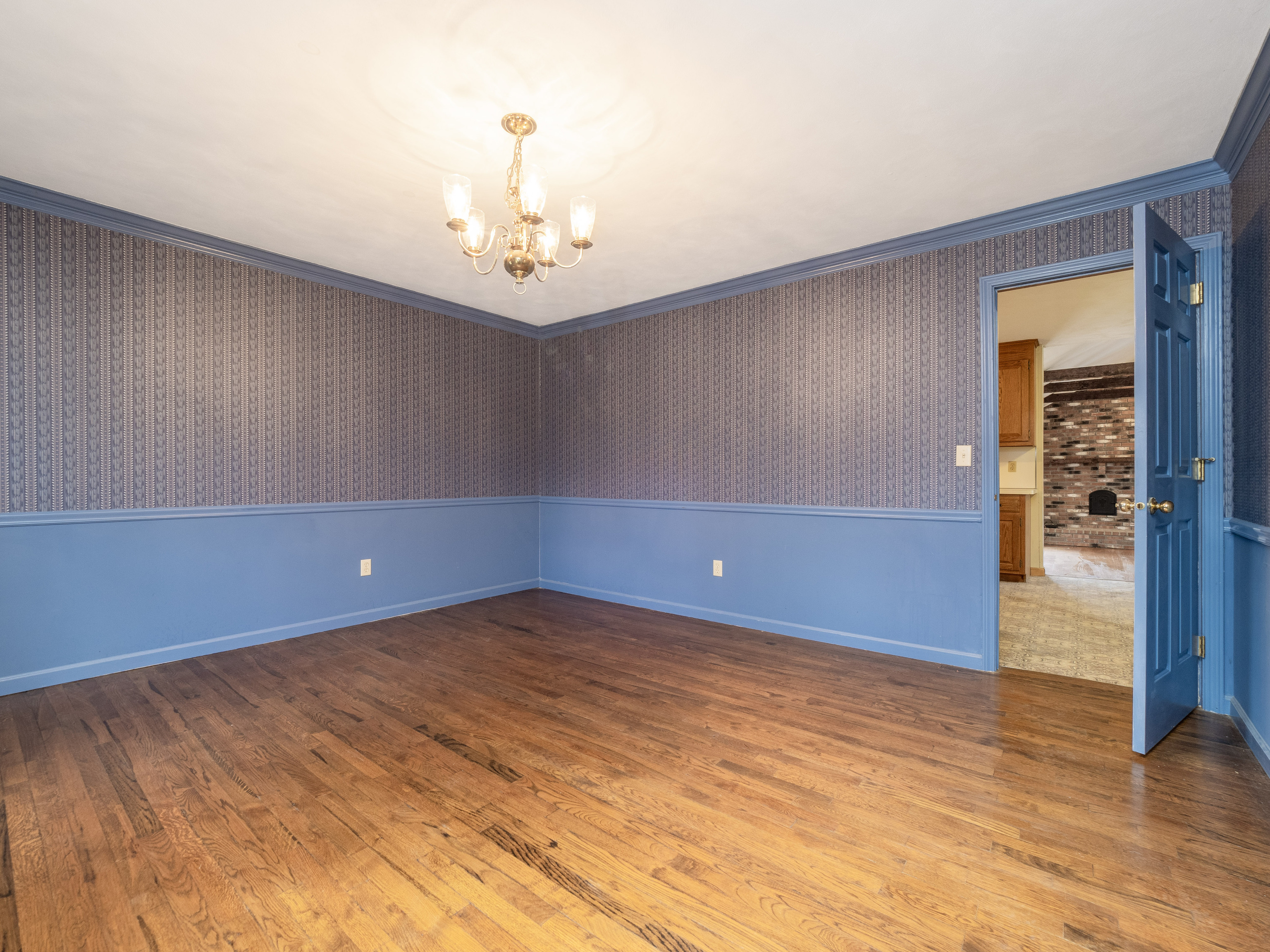 Redding, Connecticut, 06896, United States, 5 Bedrooms Bedrooms, ,5 BathroomsBathrooms,Residential,For Sale,1997100