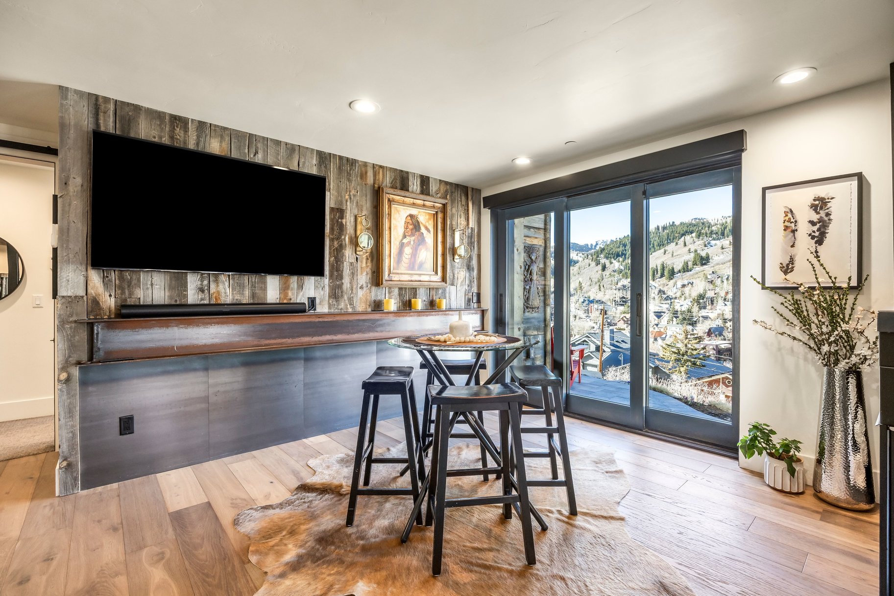  Mountain Modern Masterpiece with Sweeping Old Town and Ski Area Views - 物件實景