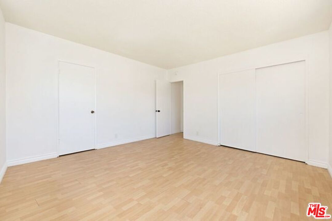 Santa Monica, California, 90405, United States, 14 Bedrooms Bedrooms, ,Residential,For Sale,2003073