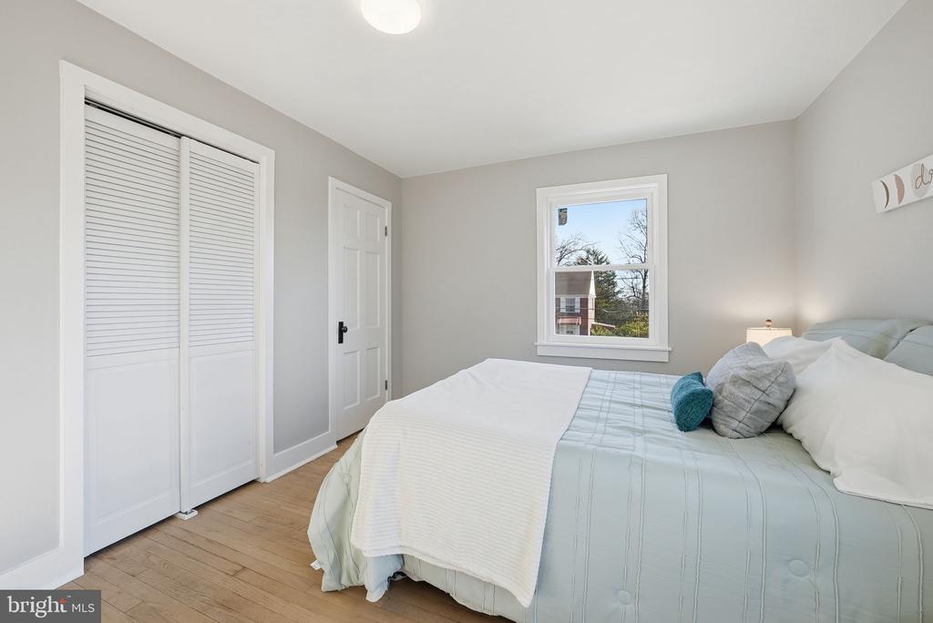 Silver Spring, Maryland, 20901, United States, 4 Bedrooms Bedrooms, ,3 BathroomsBathrooms,Residential,For Sale,2002464