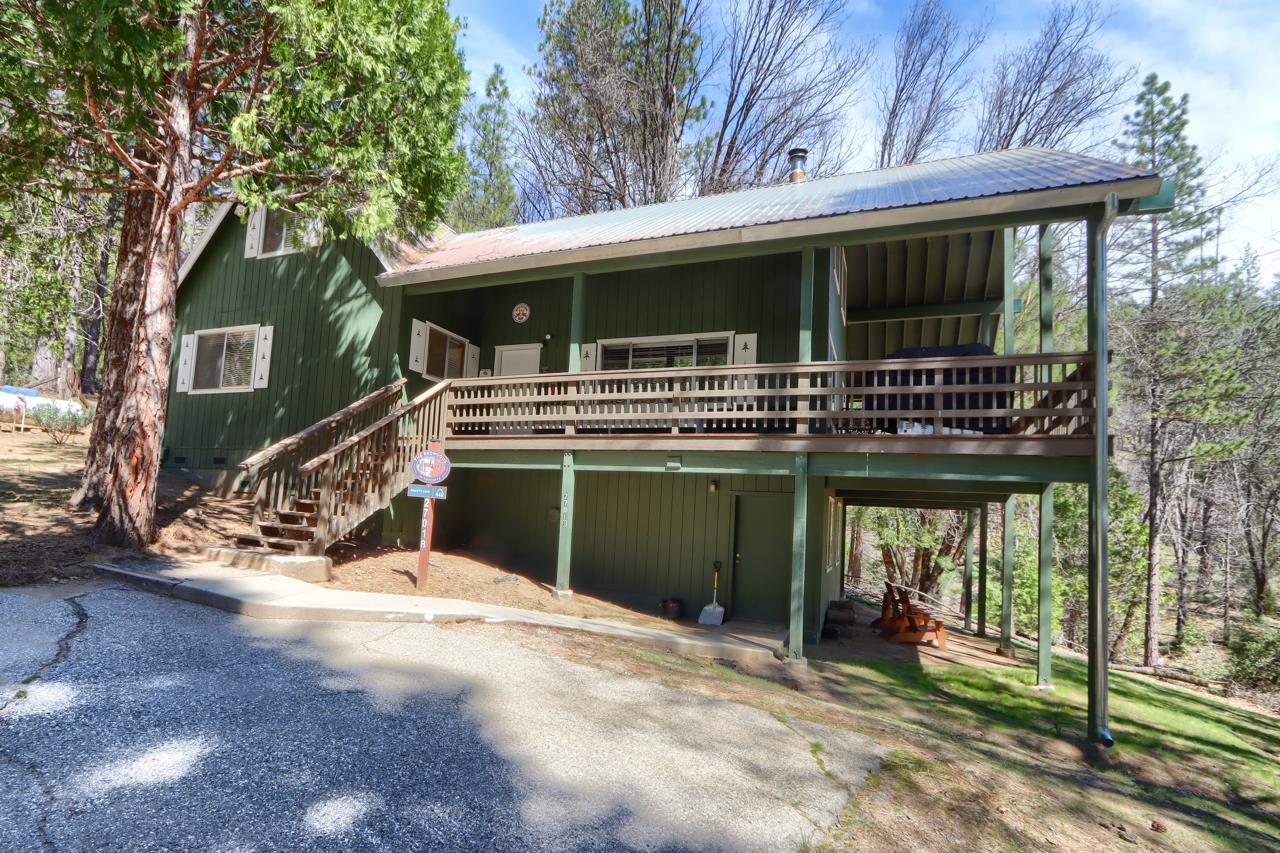 Yosemite, California, 95389, United States, 5 Bedrooms Bedrooms, ,4 BathroomsBathrooms,Residential,For Sale,2048159