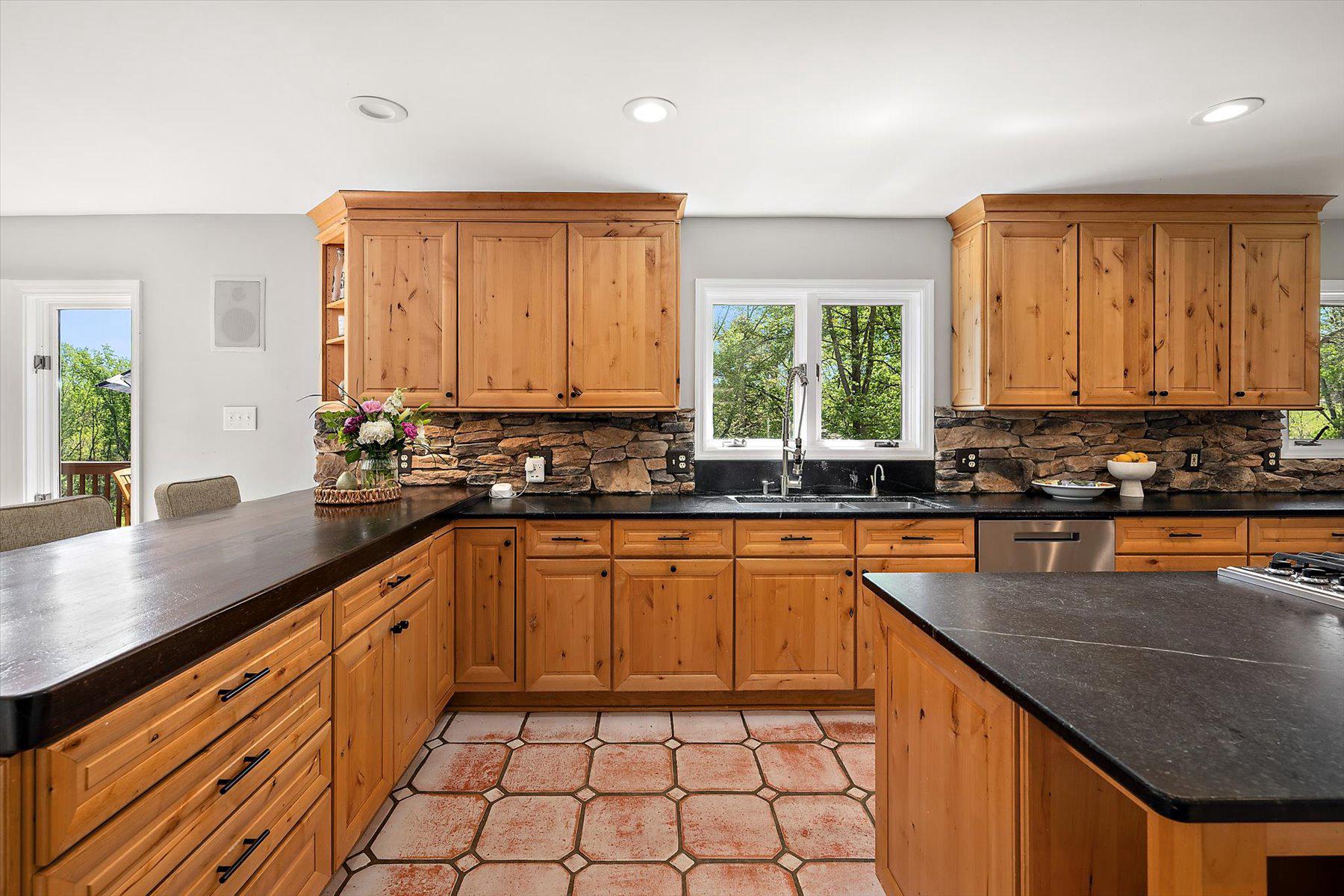  3 Brook Farm Court, Cockeysville, MD, 21030 - 物件實景