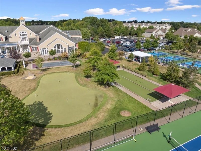 Franklin Twp., New Jersey, 08873, United States, 2 Bedrooms Bedrooms, ,3 BathroomsBathrooms,Residential,For Sale,1940389