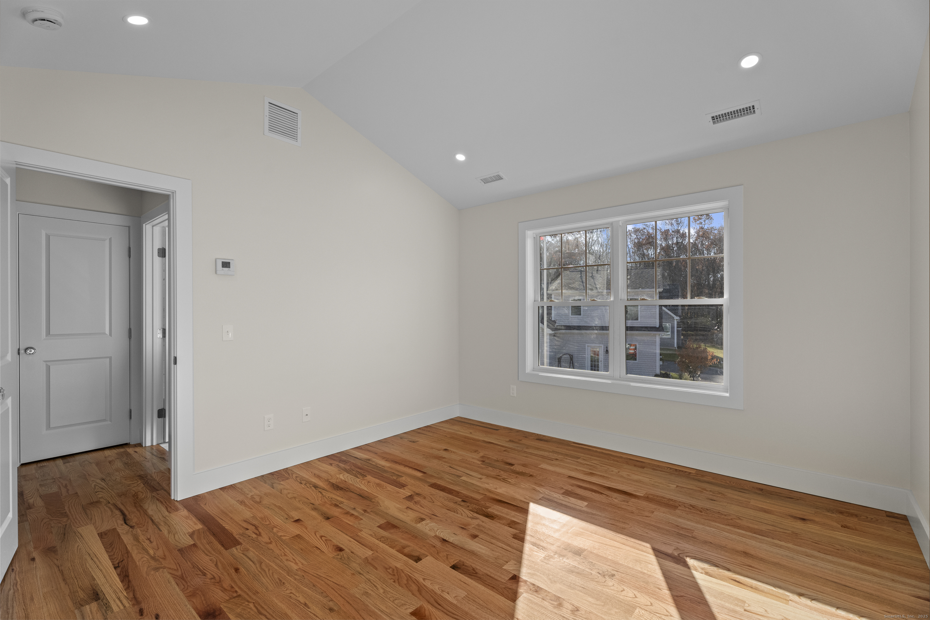 Waterford, Connecticut, 06385, United States, 3 Bedrooms Bedrooms, ,2 BathroomsBathrooms,Residential,For Sale,1995882