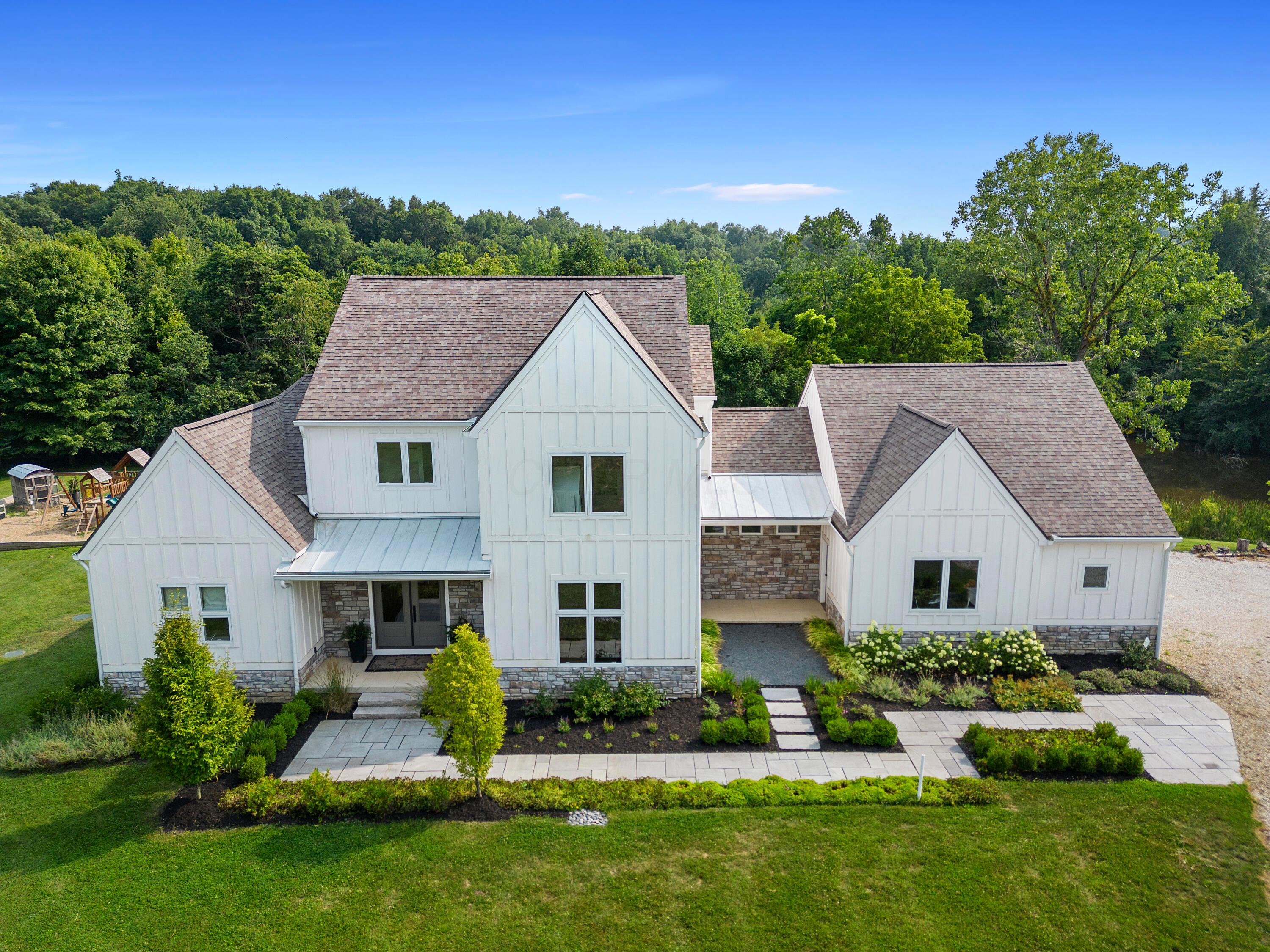 Alexandria, Ohio, 43001, United States, 4 Bedrooms Bedrooms, ,4 BathroomsBathrooms,Residential,For Sale,1907180