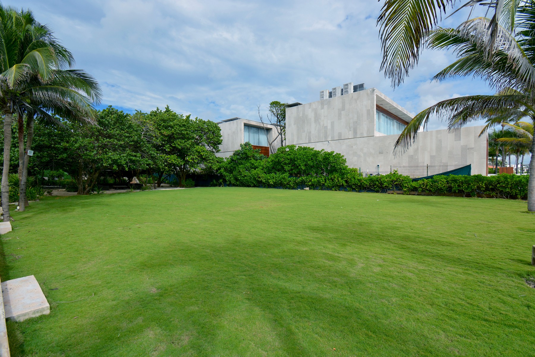  BEACHFRONT RESIDENTIAL LOT IN PLAYACAR GATED COMMUNITY - 物件實景
