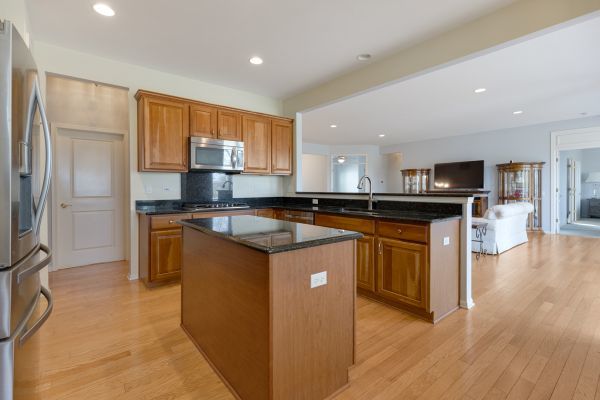 Huntley, Illinois, 60142, United States, 2 Bedrooms Bedrooms, ,2 BathroomsBathrooms,Residential,For Sale,1989906