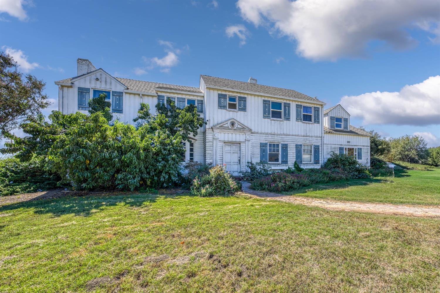 Arbuckle, California, 95912, United States, 4 Bedrooms Bedrooms, ,2 BathroomsBathrooms,Residential,For Sale,1976020