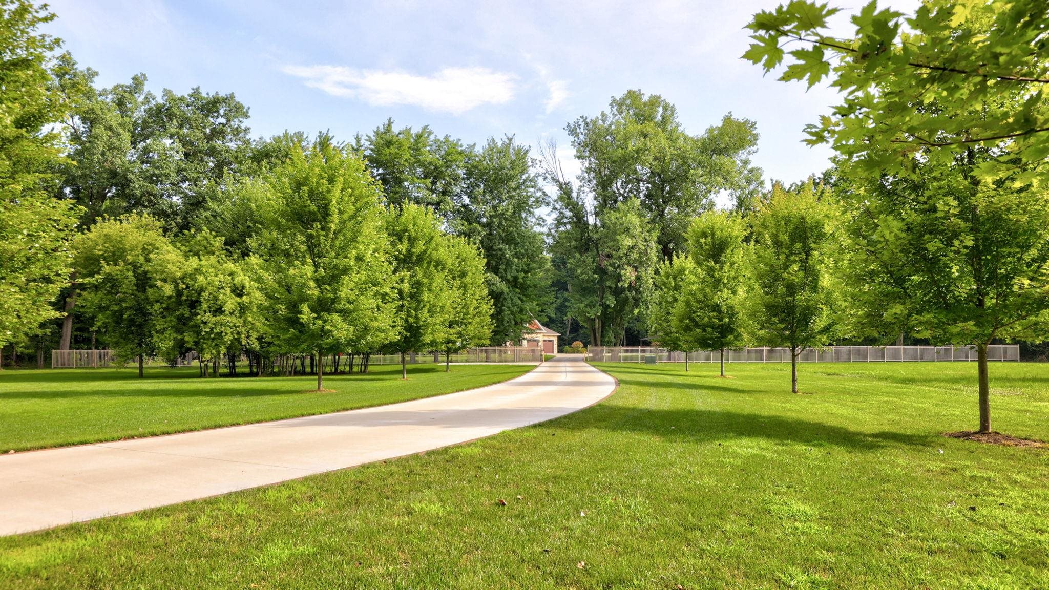 Birch Run, Michigan, 48415, United States, 3 Bedrooms Bedrooms, ,5 BathroomsBathrooms,Residential,For Sale,1977323