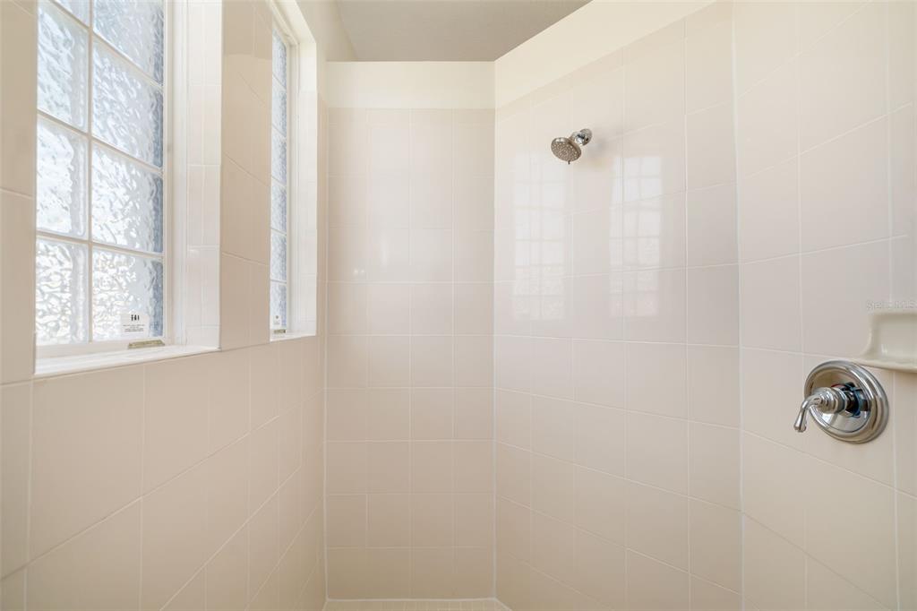 University Park, Florida, 34201, United States, 4 Bedrooms Bedrooms, ,4 BathroomsBathrooms,Residential,For Sale,1876189