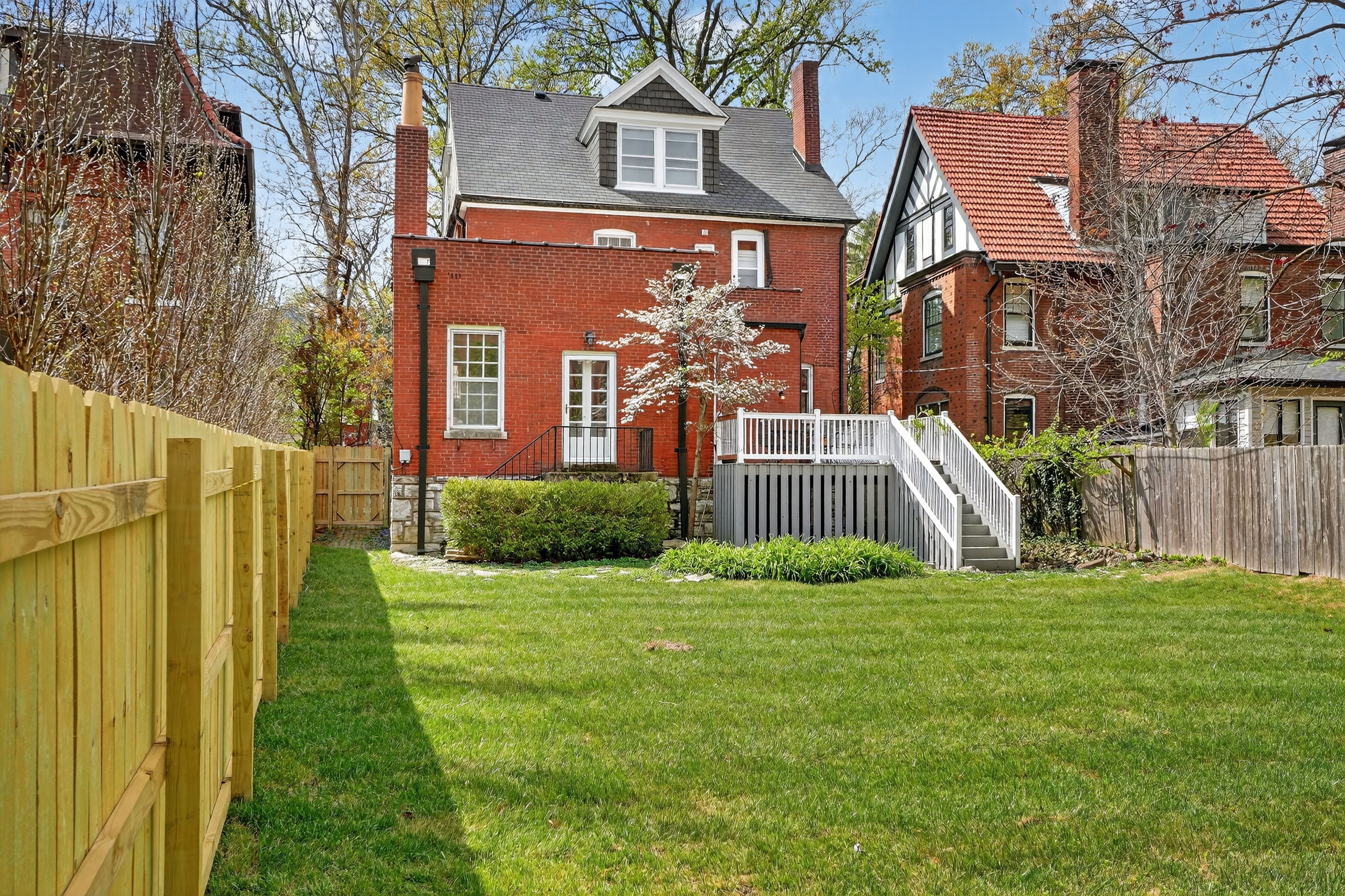  Timeless Elegance in Parkview Place