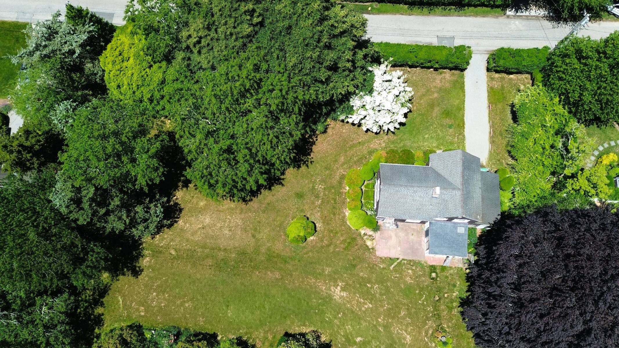  Exceptional Water Mill Opportunity on Two Separate Lots - 物件實景