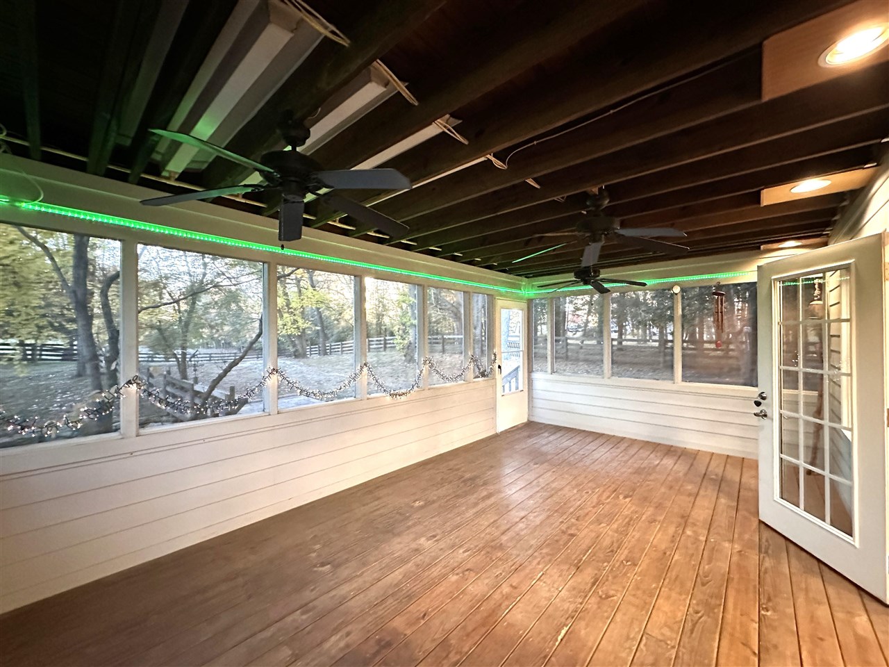 Bowling Green, Kentucky, 42103, United States, 4 Bedrooms Bedrooms, ,5 BathroomsBathrooms,Residential,For Sale,1991633