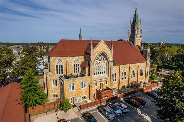 Concord, New Hampshire, 03301, United States, 3 Bedrooms Bedrooms, ,2 BathroomsBathrooms,Residential,For Sale,1986061