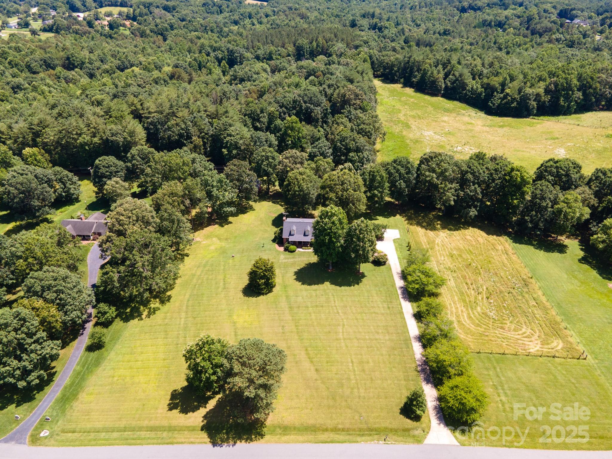 Granite Falls, North Carolina, 28630, United States, 4 Bedrooms Bedrooms, ,4 BathroomsBathrooms,Residential,For Sale,1907172