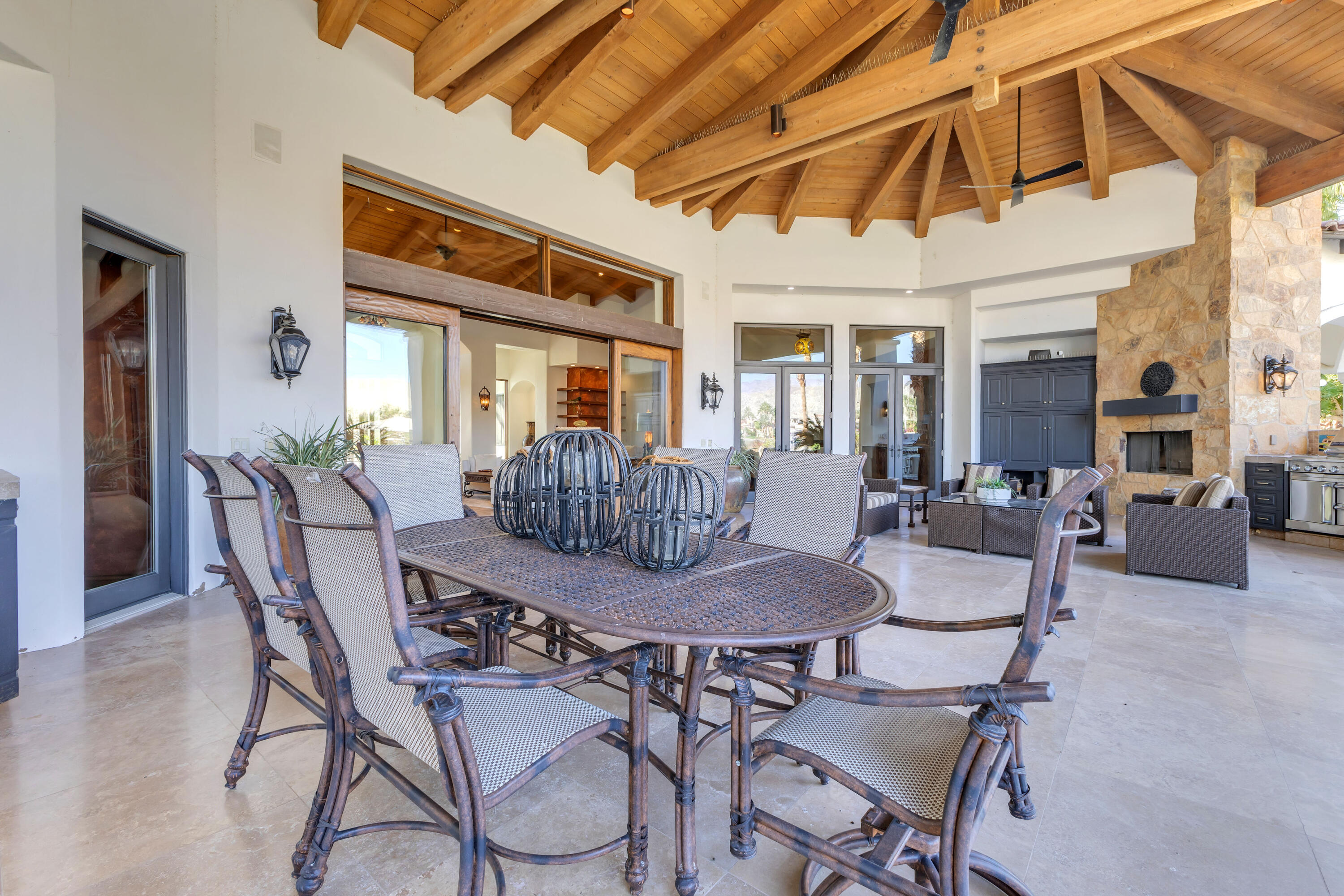 Indio, California, 92203, United States, 5 Bedrooms Bedrooms, ,4 BathroomsBathrooms,Residential,For Sale,1992835