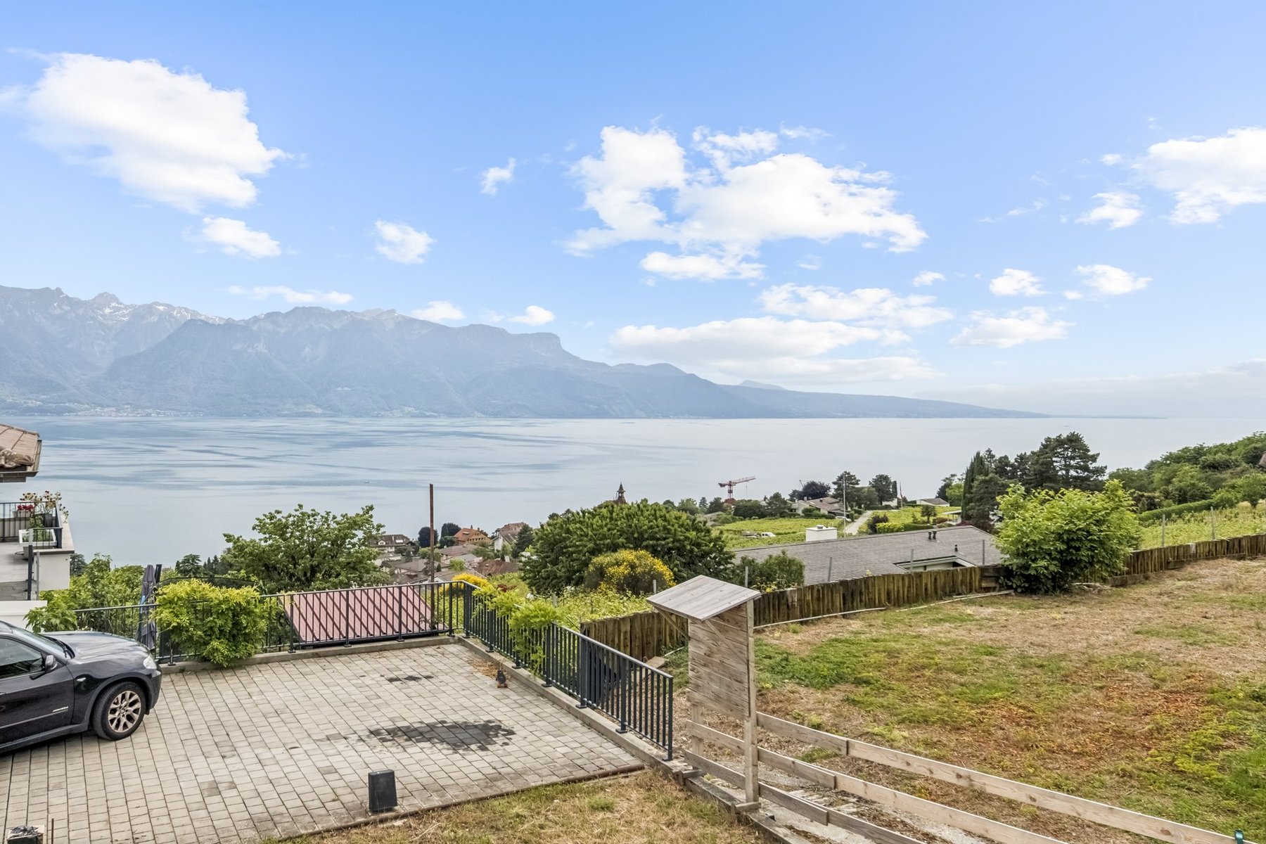  House with 2 fully renovated apartments - 物件實景