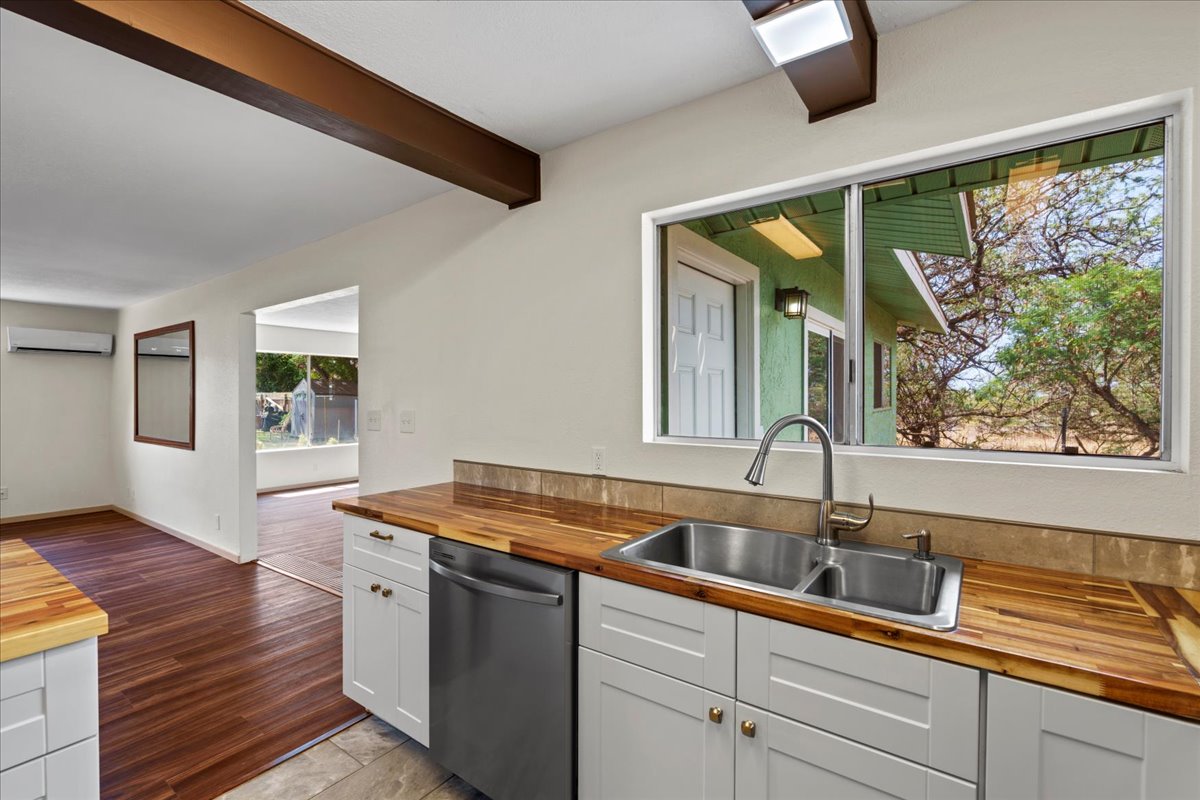 Kihei, Hawaii, 96753, United States, 4 Bedrooms Bedrooms, ,3 BathroomsBathrooms,Residential,For Sale,1975844