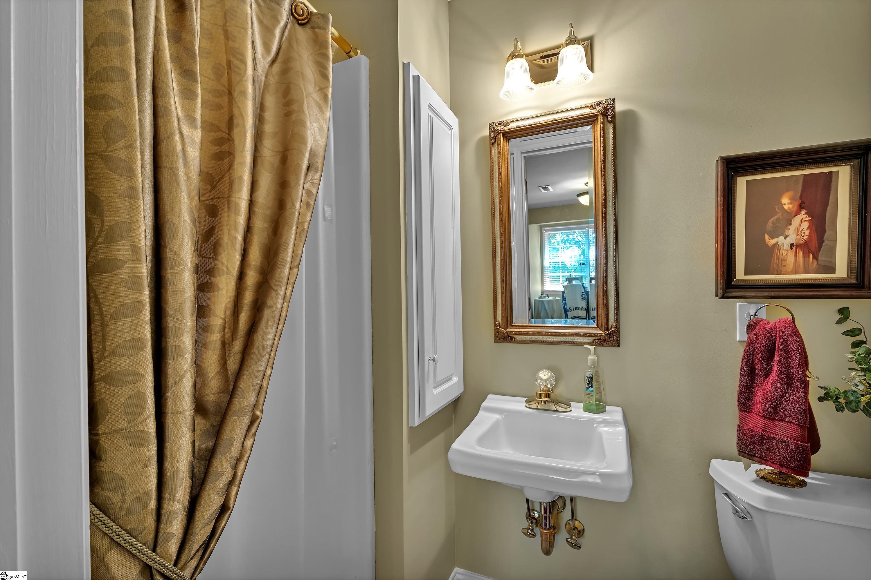 Spartanburg, South Carolina, 29307, United States, 3 Bedrooms Bedrooms, ,3 BathroomsBathrooms,Residential,For Sale,1926602