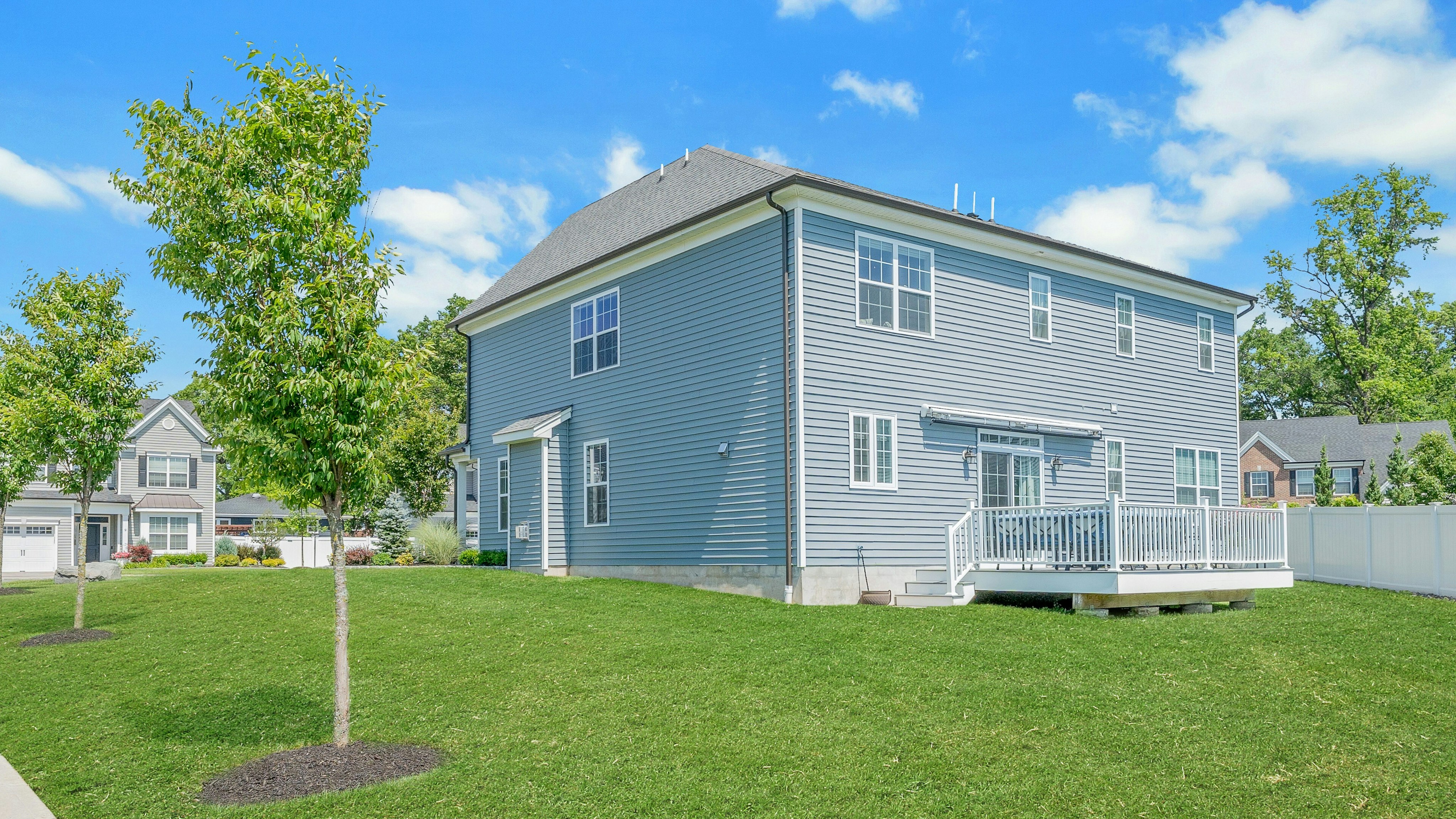  10 Bares Court, Little Ferry, NJ 07643 - 物件實景