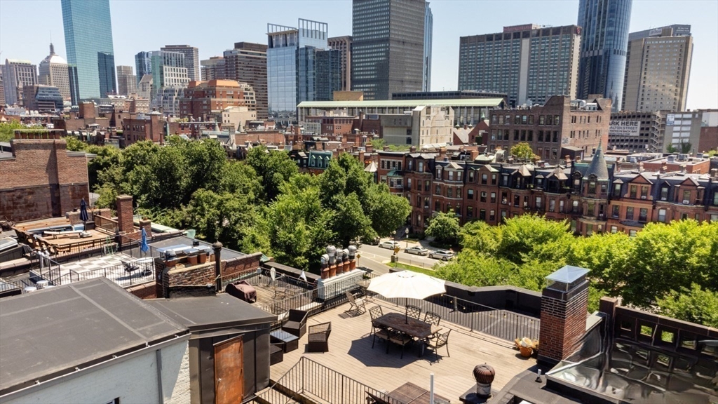 Boston, Massachusetts, 02115, United States, 2 Bedrooms Bedrooms, ,1 BathroomBathrooms,Residential,For Sale,1889916