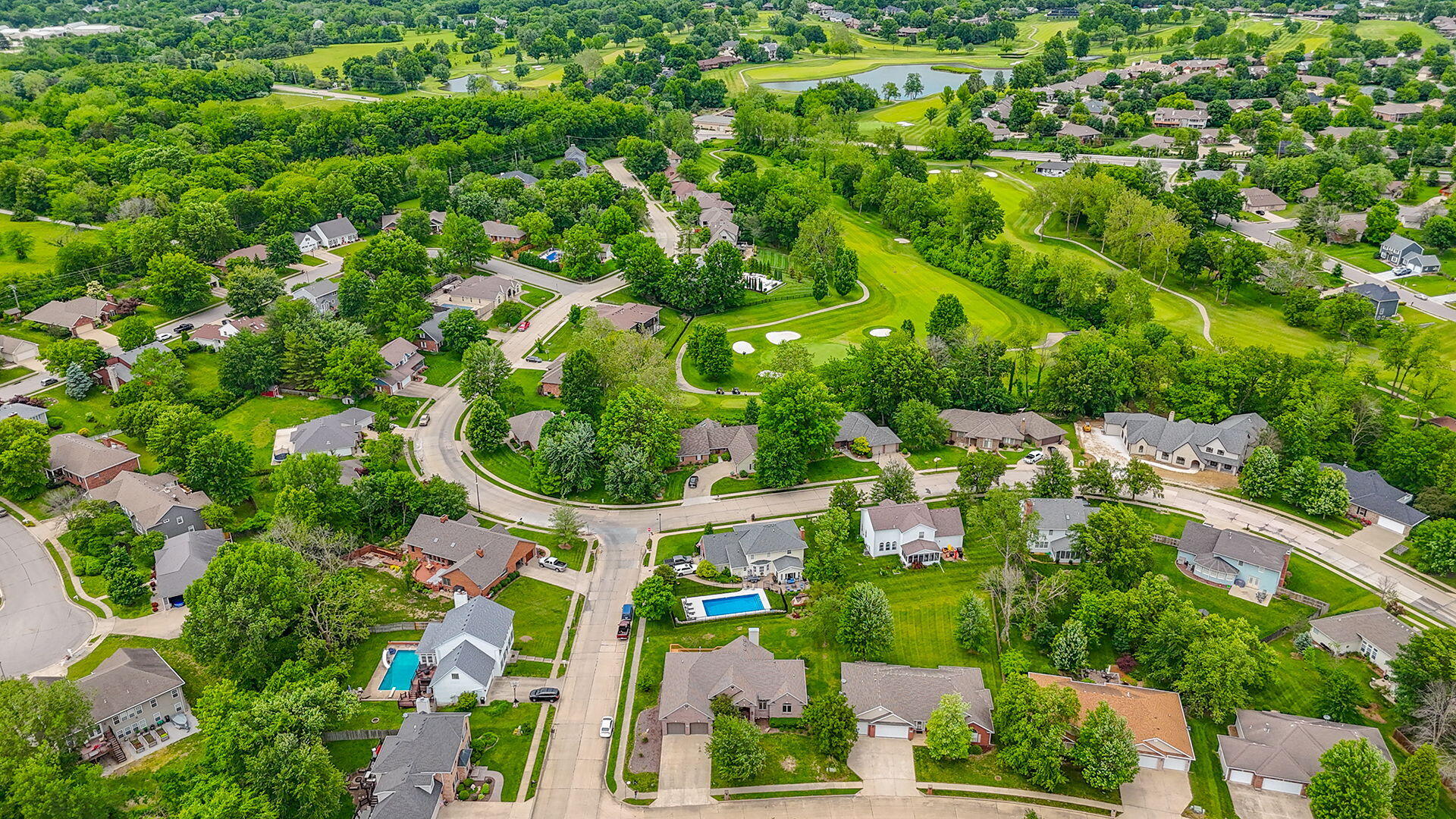 COLUMBIA, Missouri, 65203, United States, 5 Bedrooms Bedrooms, ,4 BathroomsBathrooms,Residential,For Sale,1934961