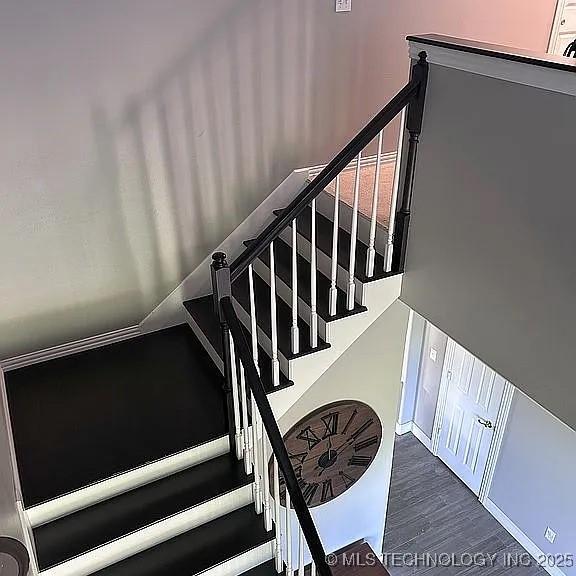 Fort Gibson, Oklahoma, 74434, United States, 5 Bedrooms Bedrooms, ,3 BathroomsBathrooms,Residential,For Sale,1980443