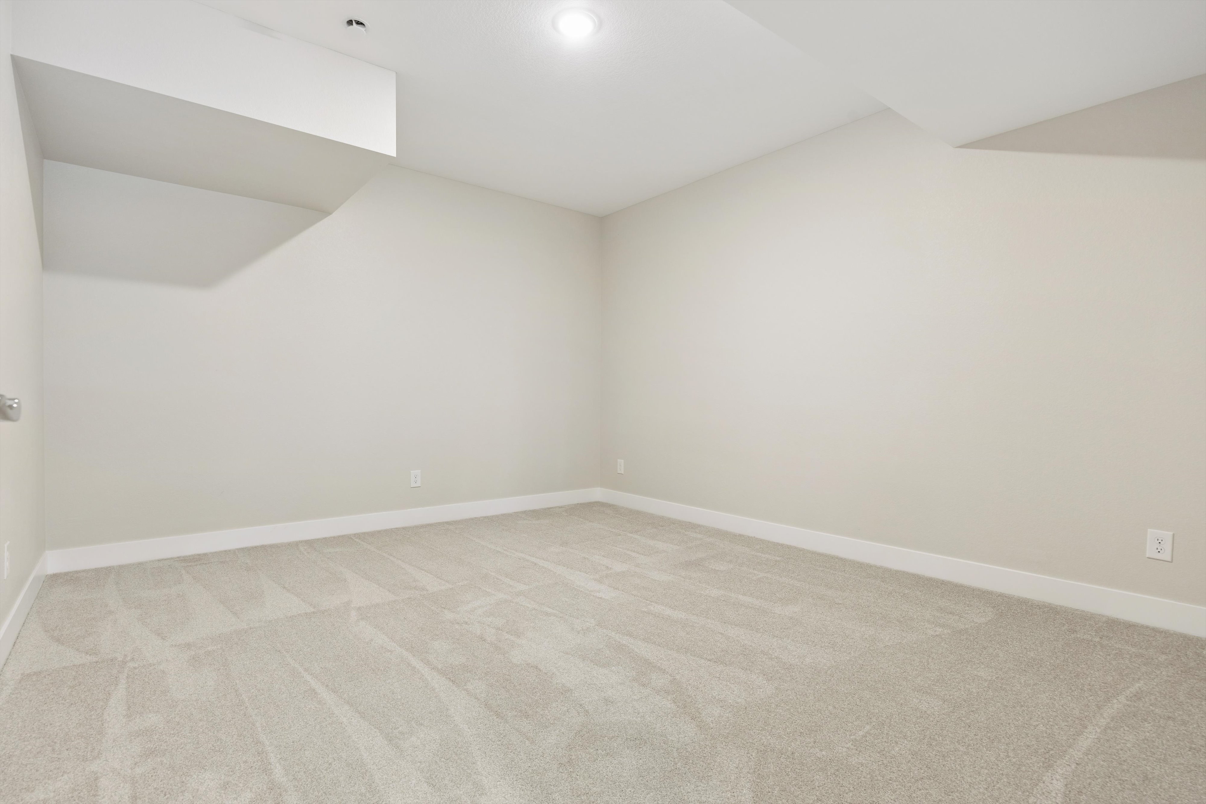  Exceptionally Spacious - 物件實景