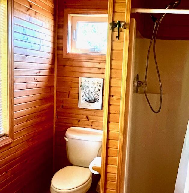 Bois Blanc, Michigan, 49775, United States, 4 Bedrooms Bedrooms, ,3 BathroomsBathrooms,Residential,For Sale,1829598