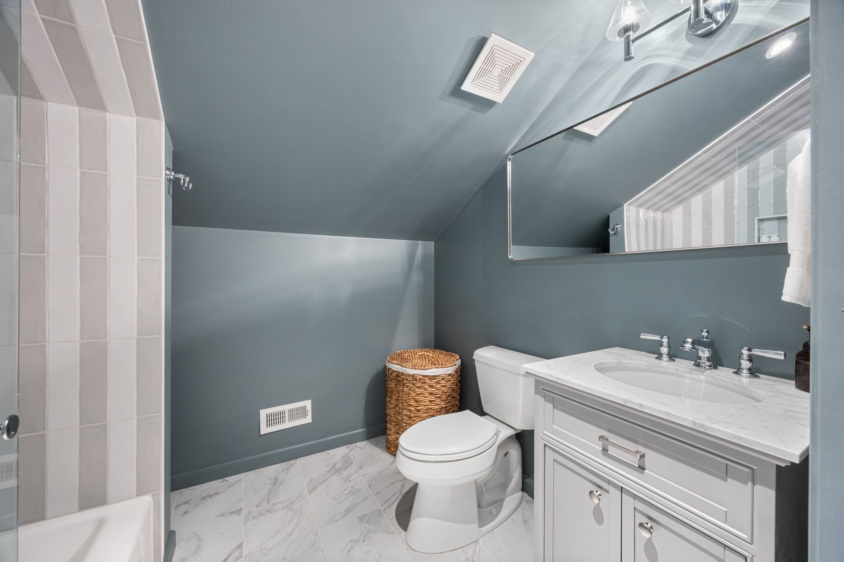  Nearly New Expertly Designed Kirkwood Home - 物件實景