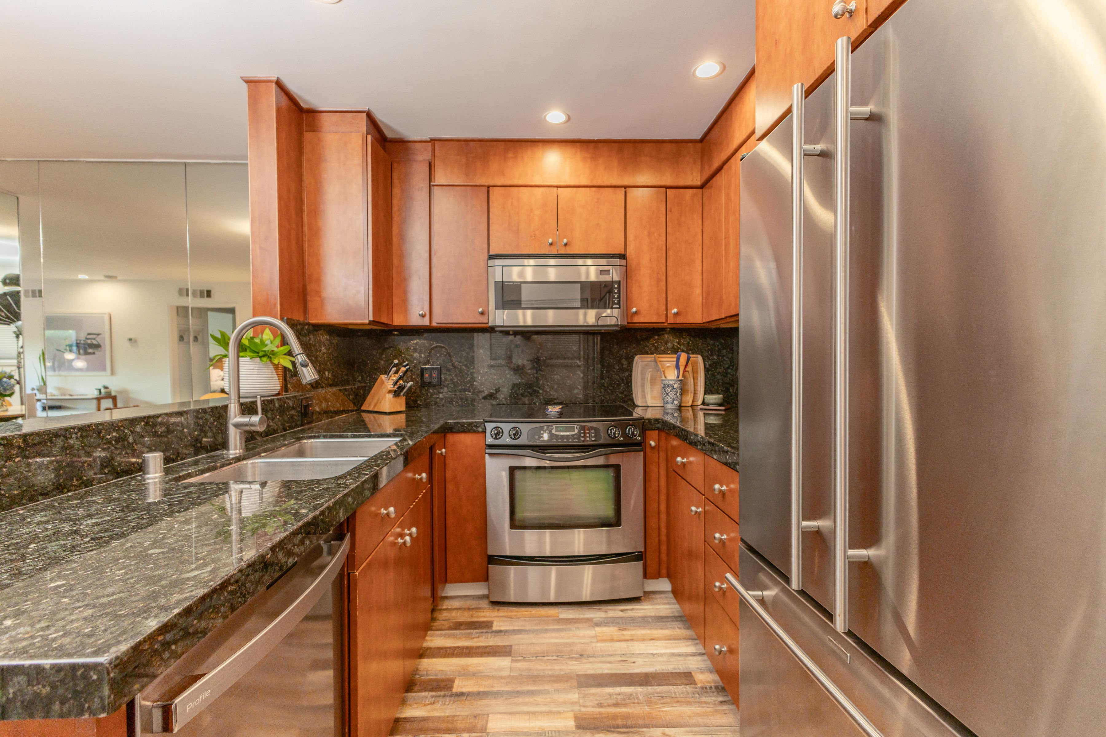  2260 North Cahuenga Boulevard #306 - 物件實景