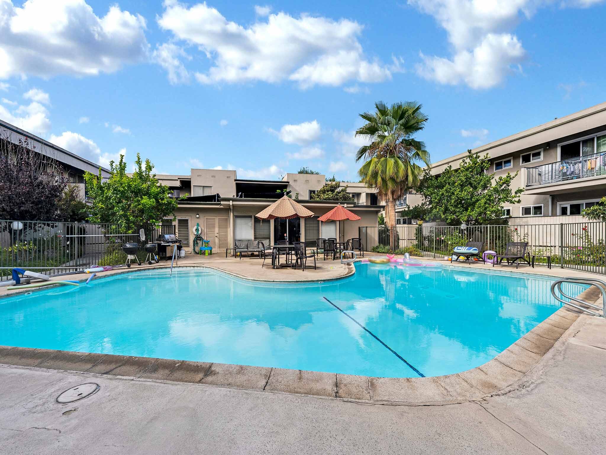  3166 S Sepulveda Blvd - 物件實景