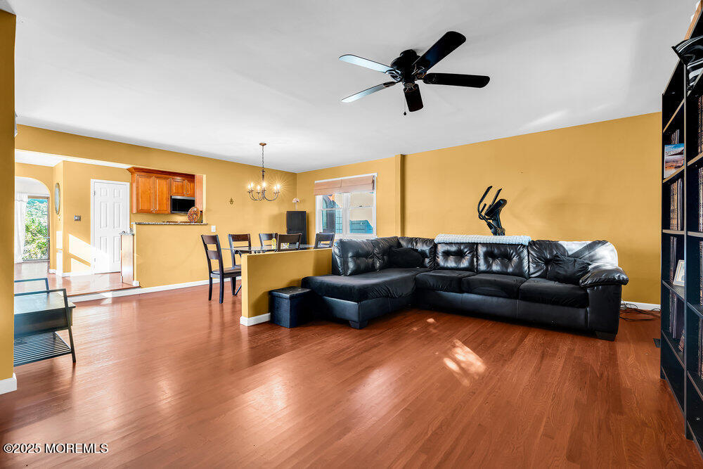 Tinton Falls, New Jersey, 07712, United States, 3 Bedrooms Bedrooms, ,2 BathroomsBathrooms,Residential,For Sale,1987767