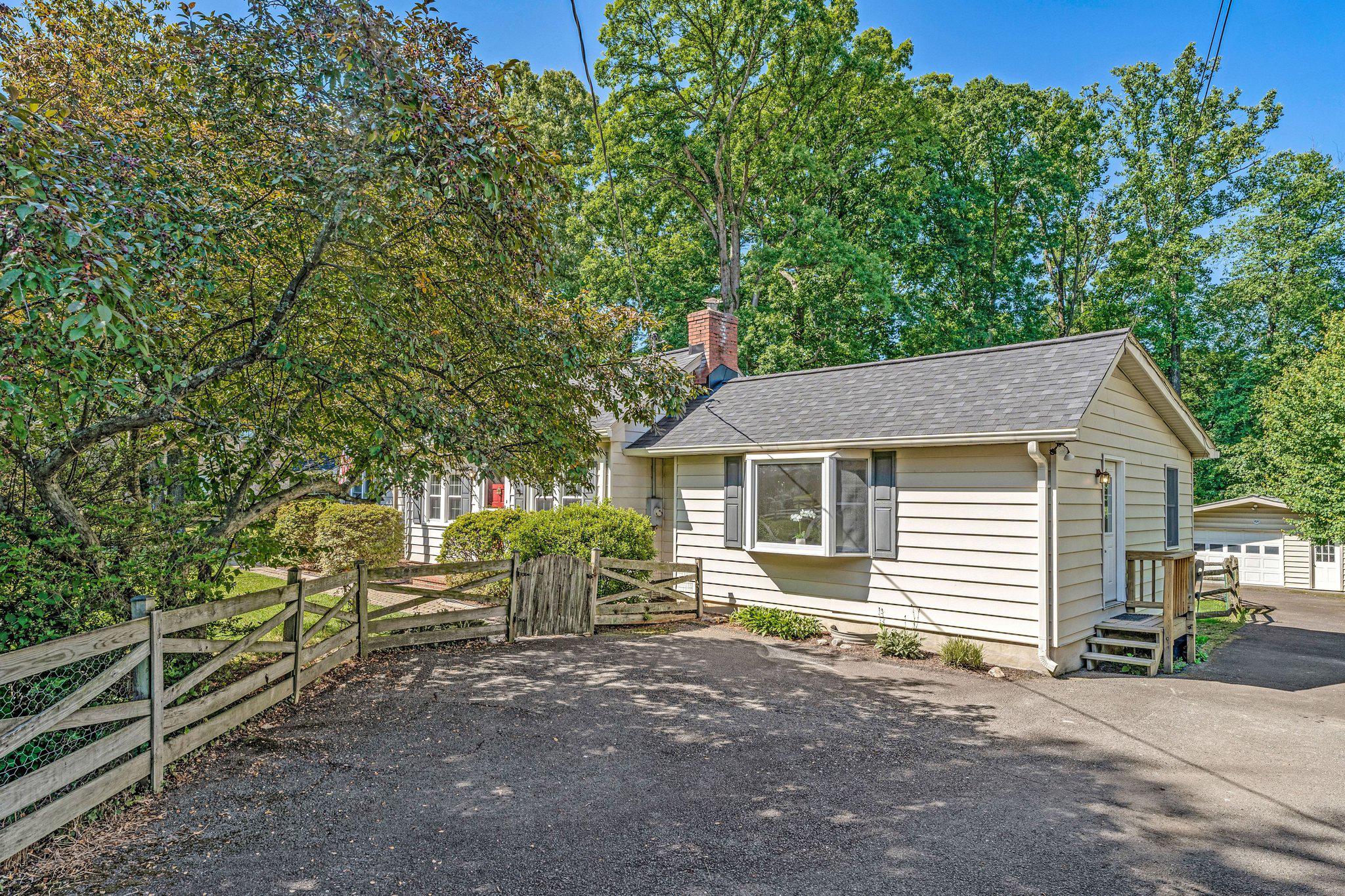  2718 Pioneer Lane, Falls Church, VA, 22043 - 物件實景
