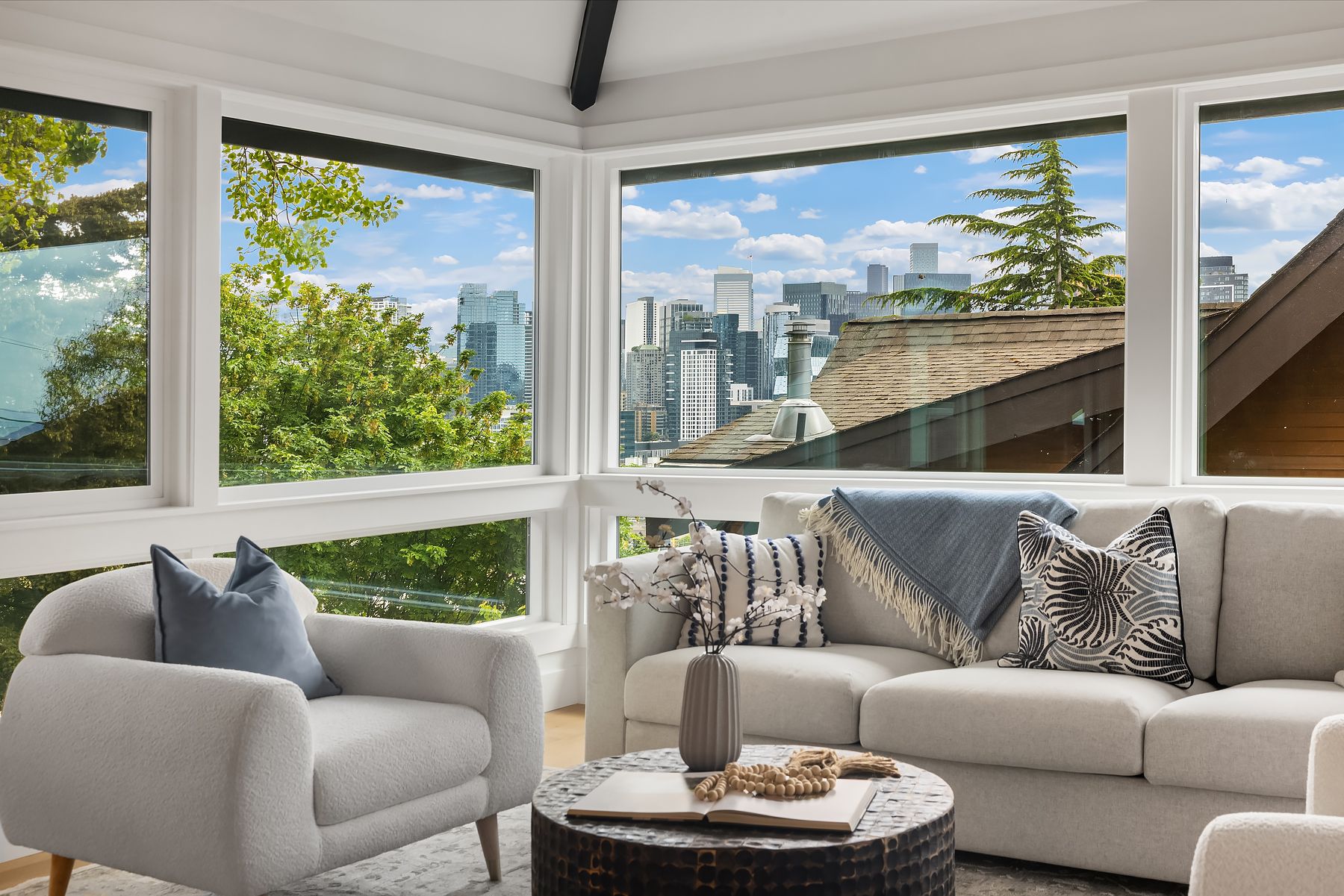  1014 4th Ave N, Seattle, WA 98109 - 物件實景