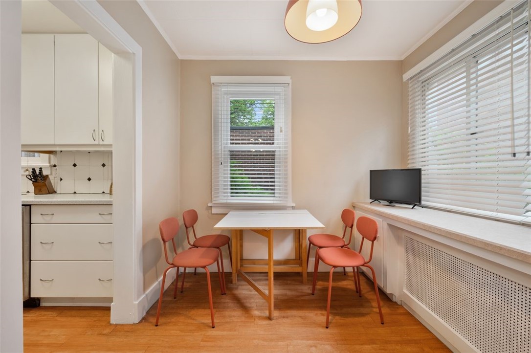 Squirrel Hill, Pennsylvania, 15217, United States, 3 Bedrooms Bedrooms, ,3 BathroomsBathrooms,Residential,For Sale,1912149