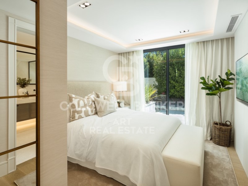 Marbella, Andalusia, ES, 7 Bedrooms Bedrooms, ,7 BathroomsBathrooms,Residential,For Sale,1876132