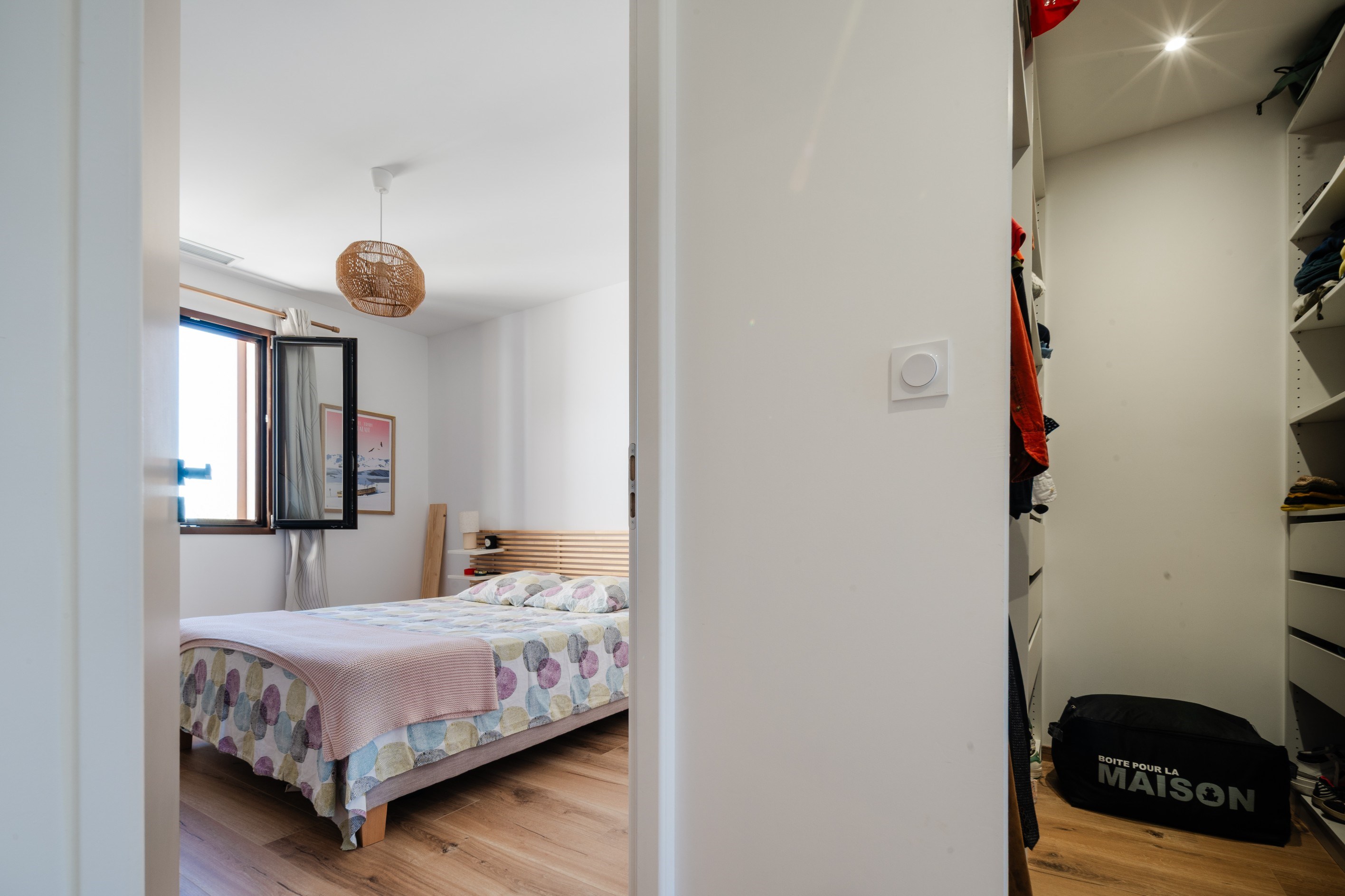  Elegant Contemporary single-storey villa with large garage and pool in a sought… - 物件實景