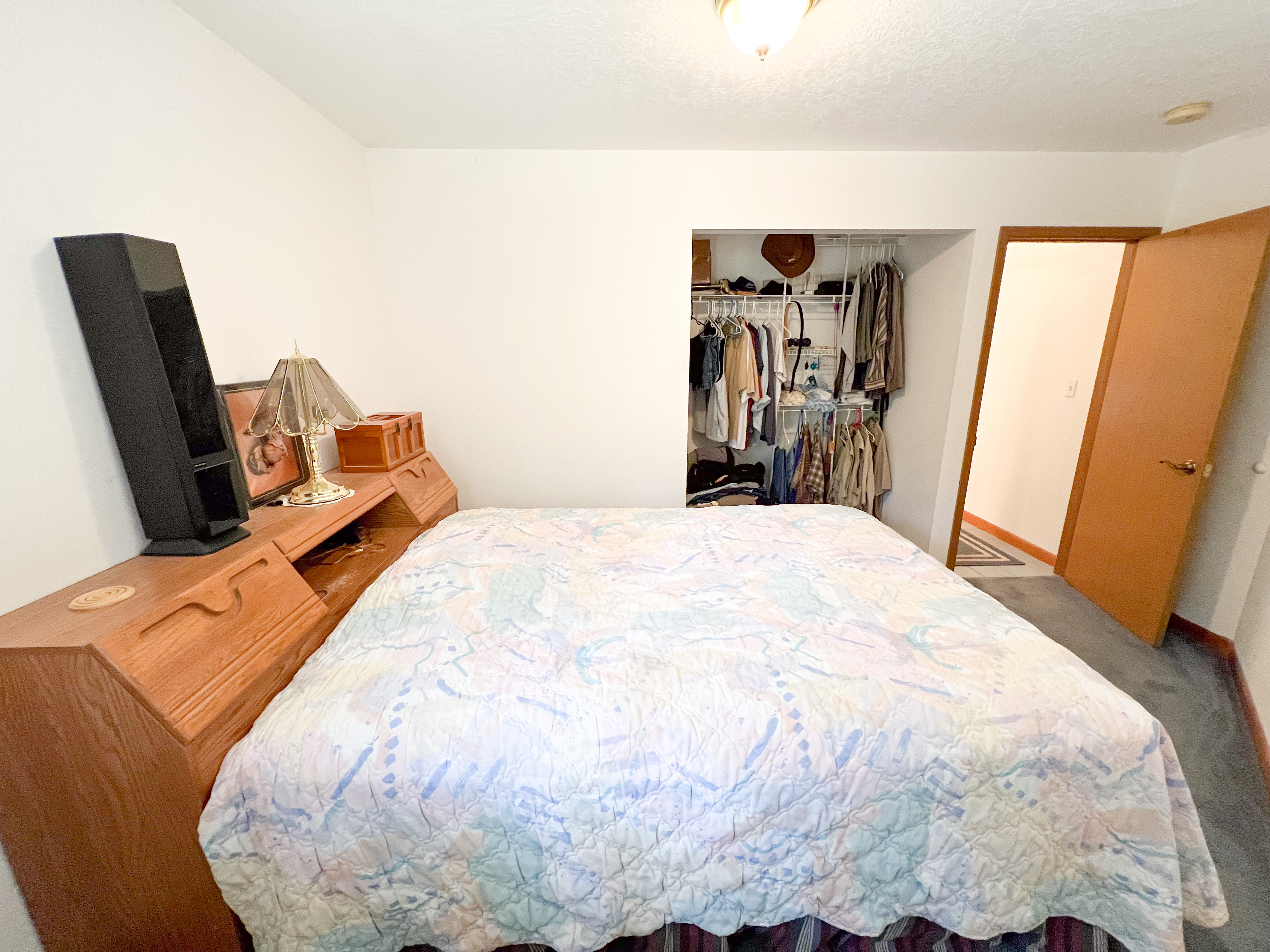 Republic, Washington, 99166, United States, 3 Bedrooms Bedrooms, ,3 BathroomsBathrooms,Residential,For Sale,1976903