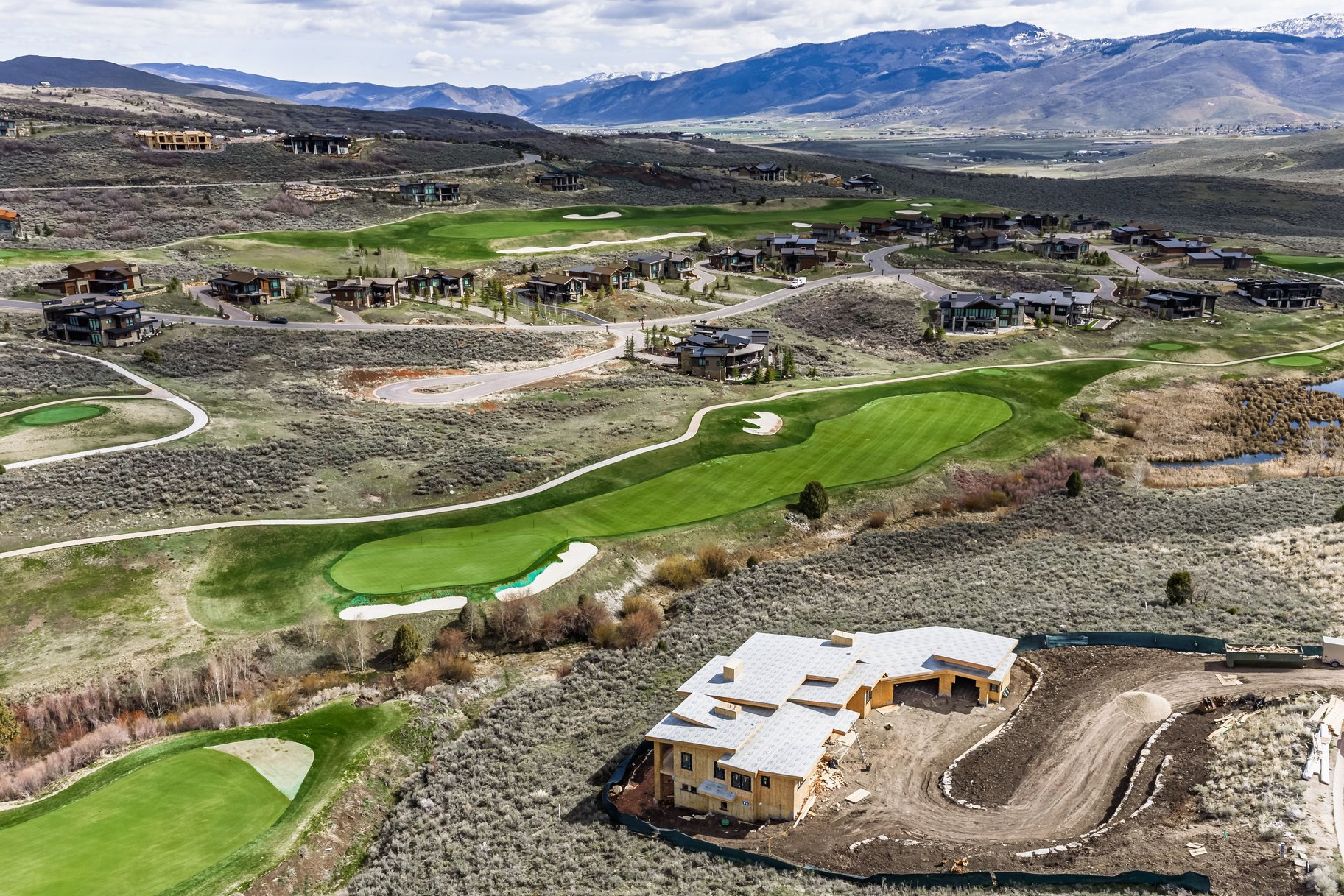  New Luxury Home on Tuhaye