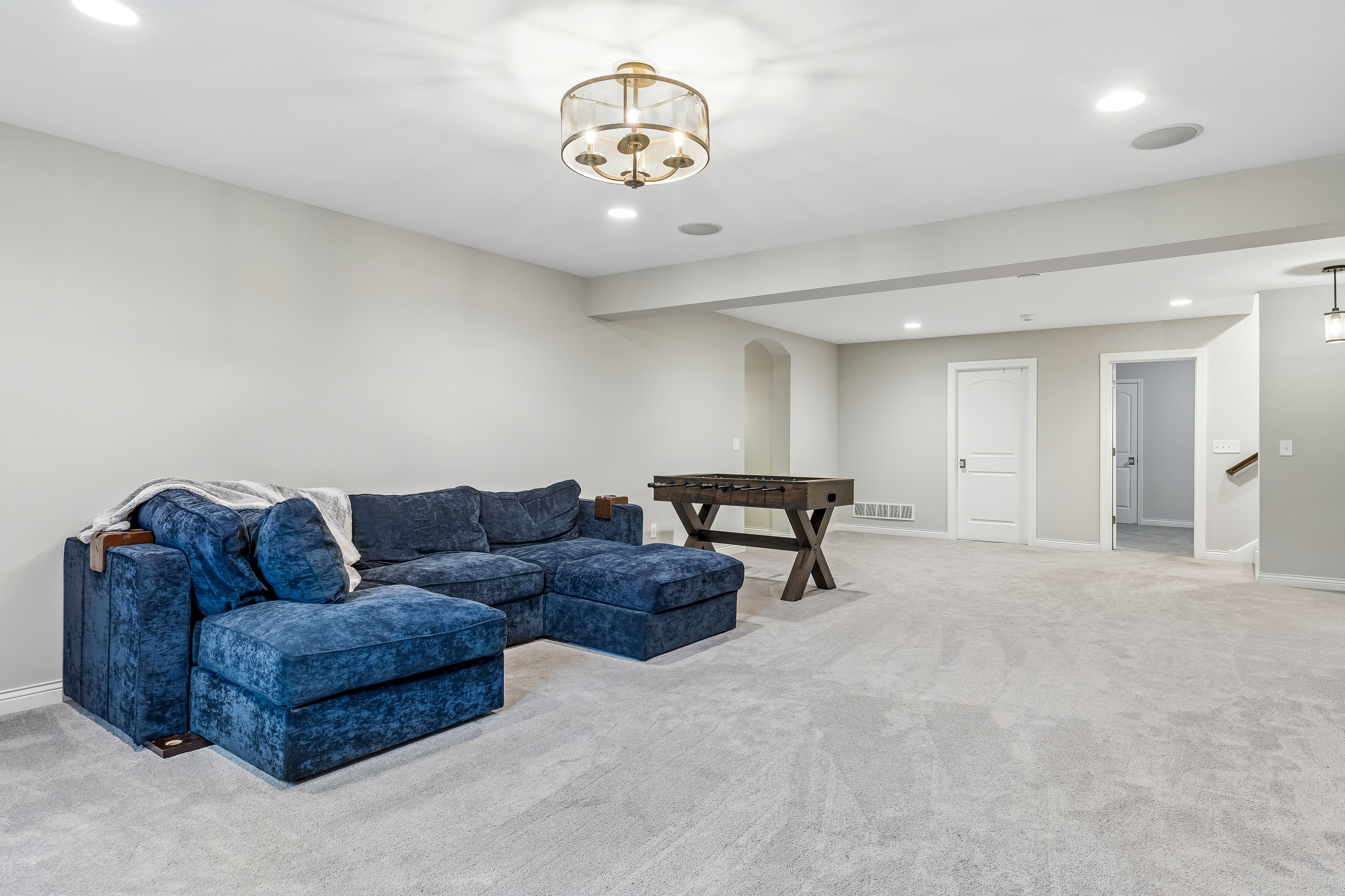  Elegant Living in Edina’s Yancey Park - 物件實景