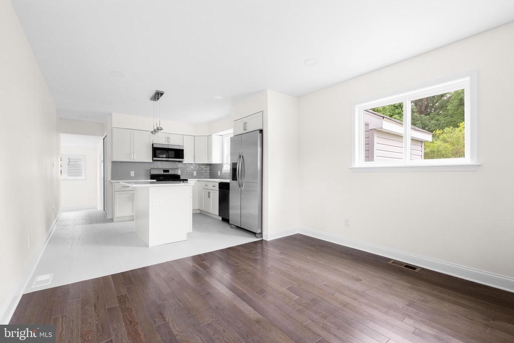 Cherry Hill, New Jersey, 08002, United States, 3 Bedrooms Bedrooms, ,3 BathroomsBathrooms,Residential,For Sale,1921829