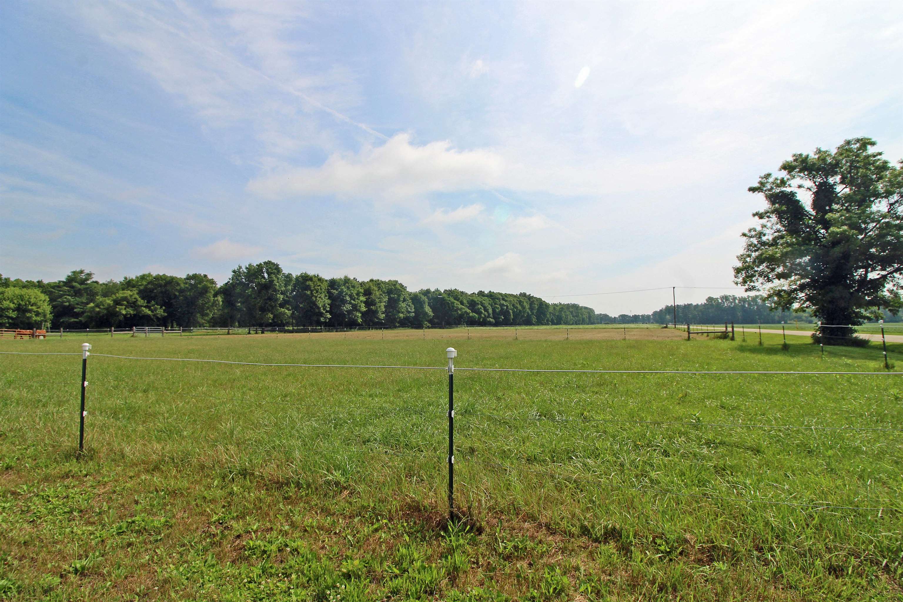 Arena, Wisconsin, 53503, United States, 3 Bedrooms Bedrooms, ,2 BathroomsBathrooms,Residential,For Sale,1980037