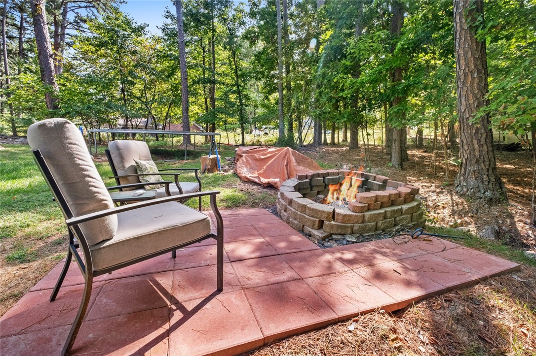 Bella Vista, Arkansas, 72714, United States, 4 Bedrooms Bedrooms, ,3 BathroomsBathrooms,Residential,For Sale,1949126